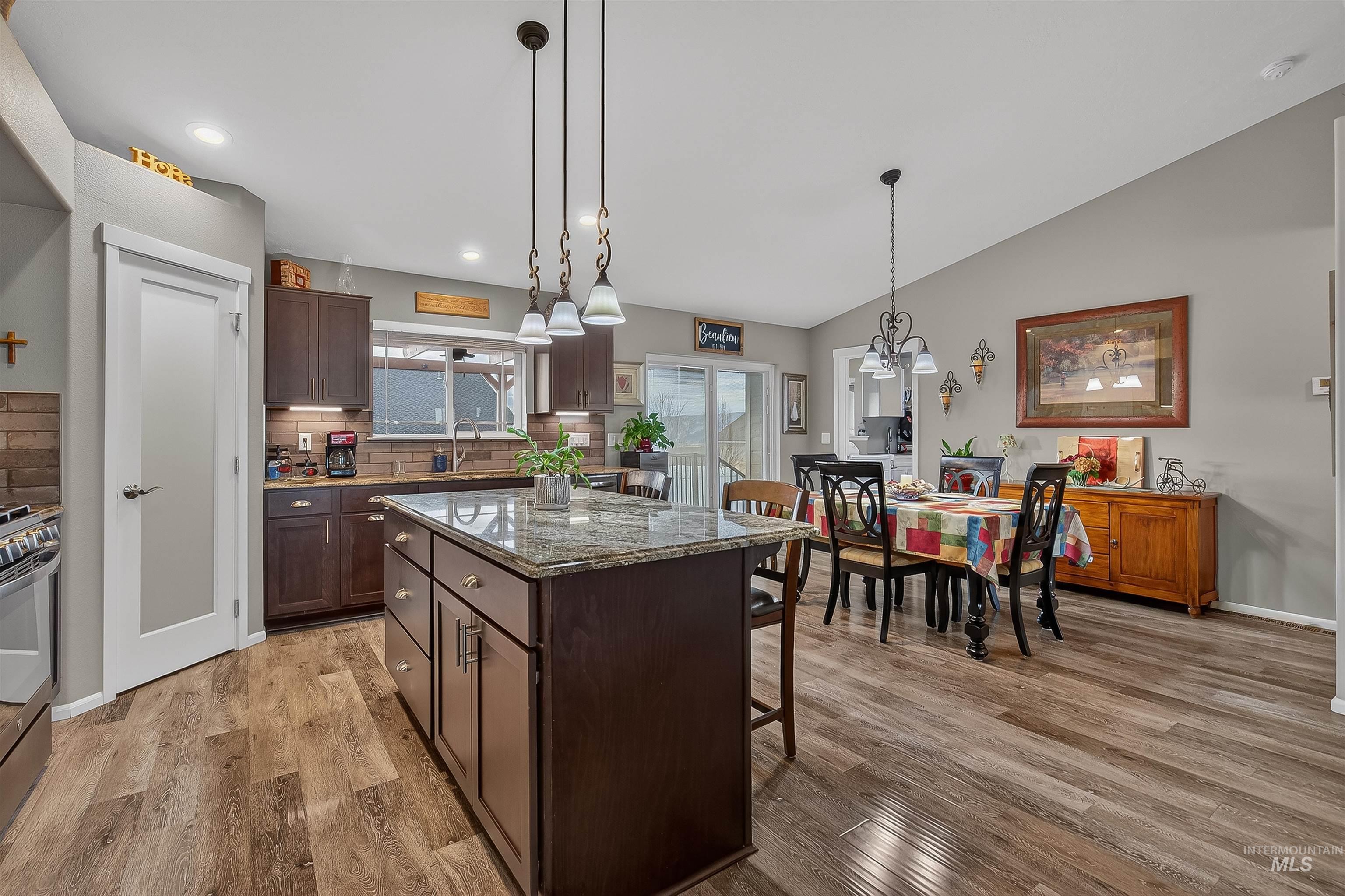 3250 Expedition Way, Lewiston, Idaho 83501, 3 Bedrooms, 2 Bathrooms, Residential For Sale, Price $515,000,MLS 98971627