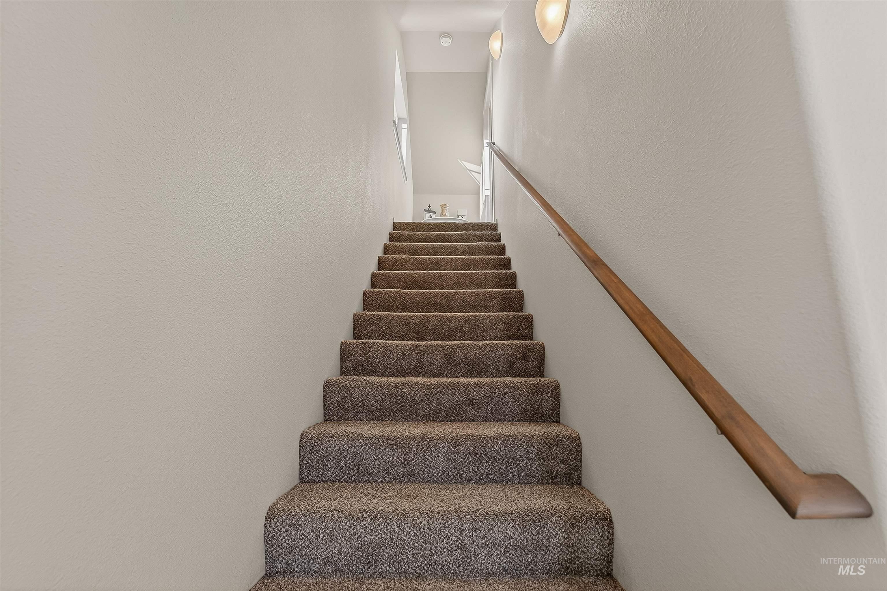 3250 Expedition Way, Lewiston, Idaho 83501, 3 Bedrooms, 2 Bathrooms, Residential For Sale, Price $515,000,MLS 98971627