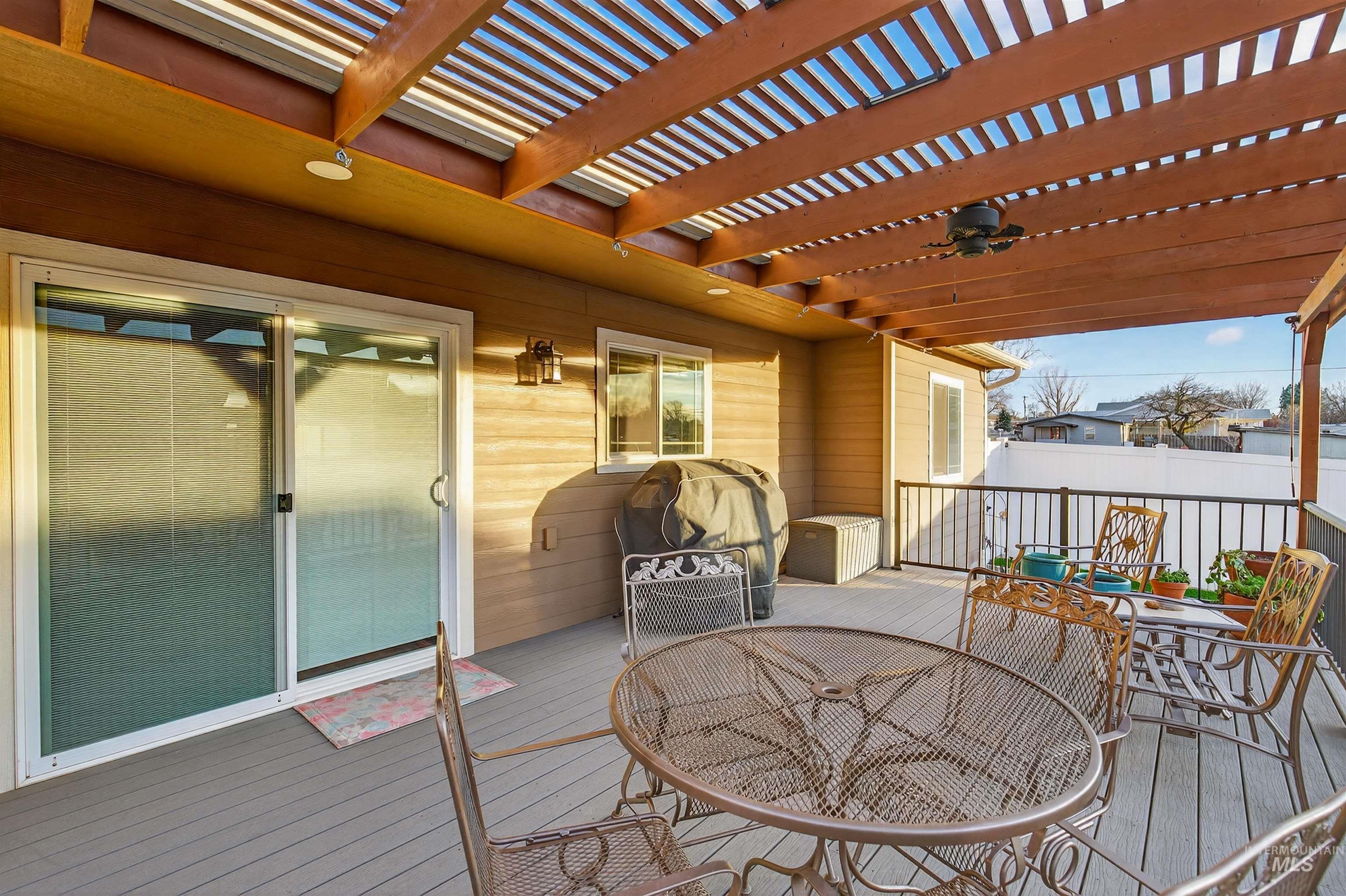 3250 Expedition Way, Lewiston, Idaho 83501, 3 Bedrooms, 2 Bathrooms, Residential For Sale, Price $515,000,MLS 98971627