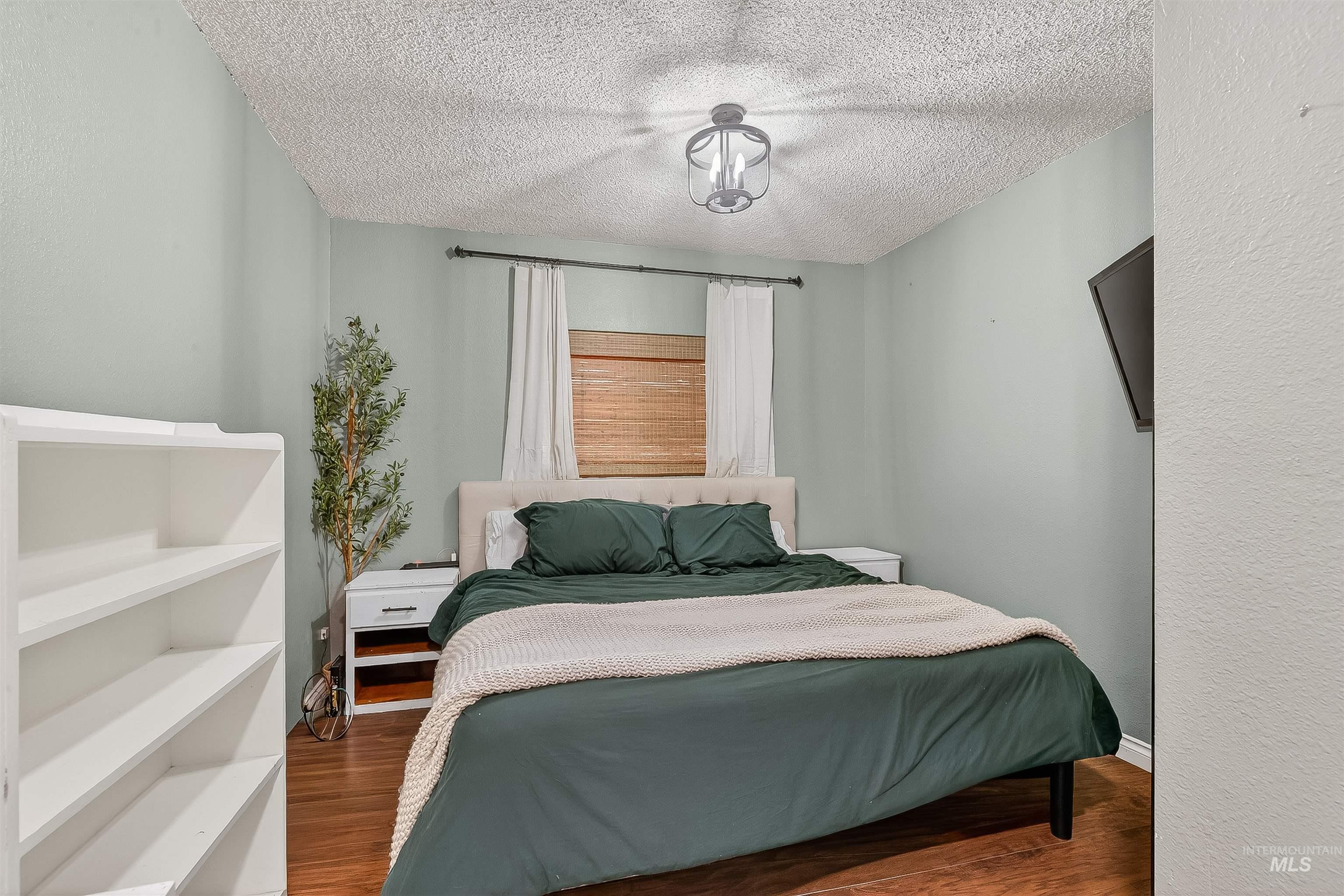 1014 University St, Clarkston, Washington 99403, 4 Bedrooms, 2 Bathrooms, Residential For Sale, Price $310,000,MLS 98971630