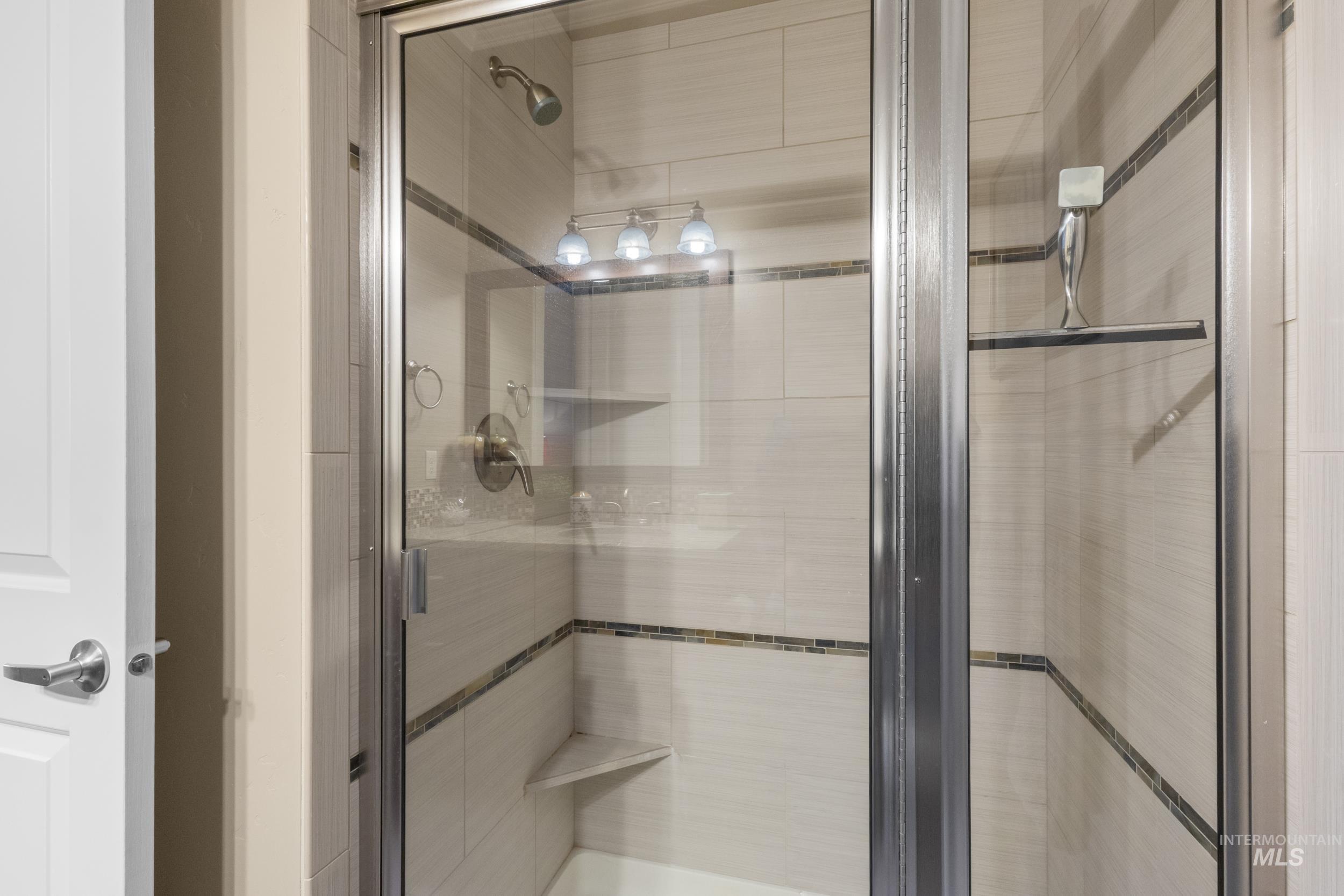 5609 W Founders Dr, Eagle, Idaho 83616, 4 Bedrooms, 4.5 Bathrooms, Residential For Sale, Price $1,299,000,MLS 98971632