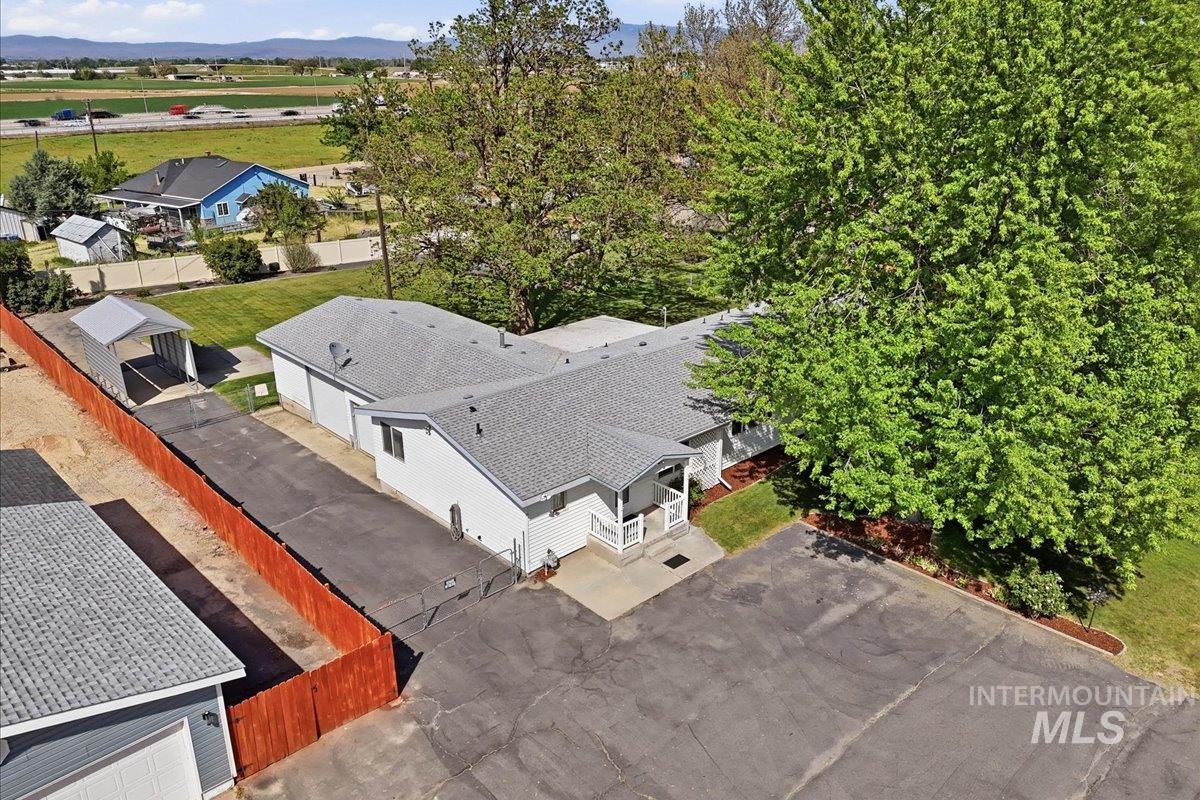 6222 E Carson Ave, Nampa, Idaho 83687, 4 Bedrooms, 3.5 Bathrooms, Residential For Sale, Price $570,000, 98971633