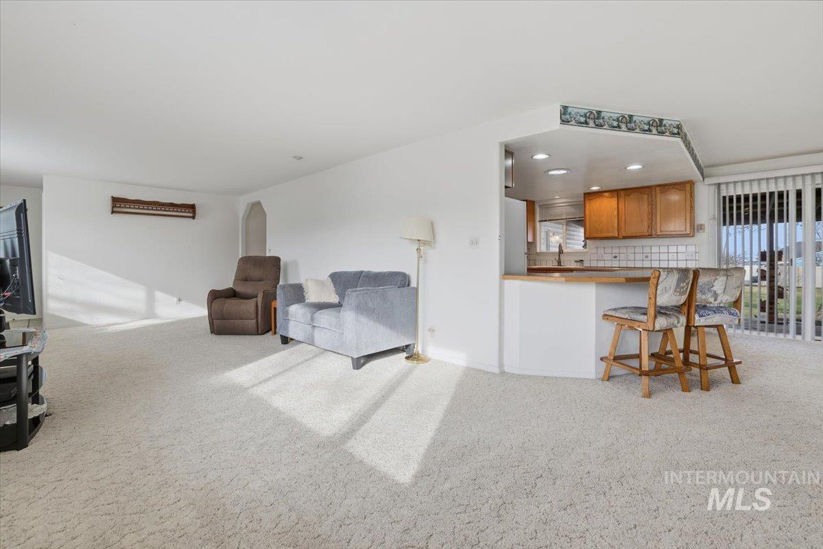 6222 E Carson Ave, Nampa, Idaho 83687, 4 Bedrooms, 3.5 Bathrooms, Residential For Sale, Price $570,000, 98971633