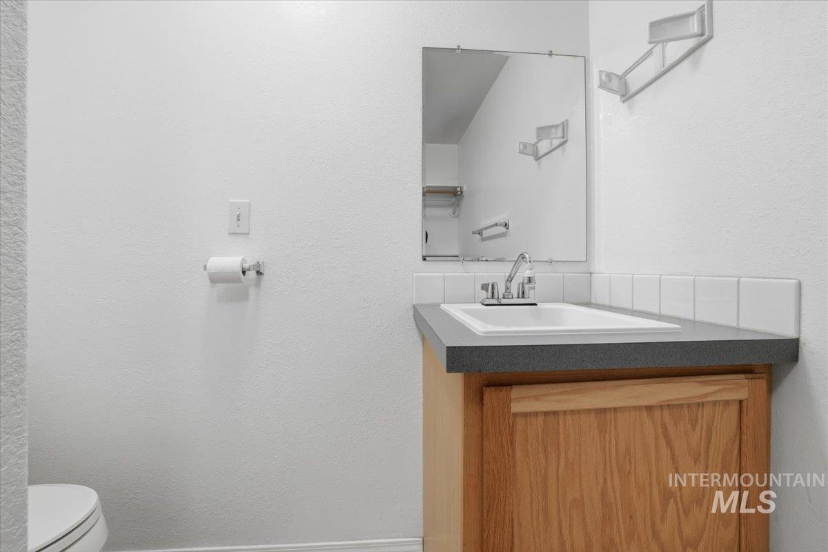 6222 E Carson Ave, Nampa, Idaho 83687, 4 Bedrooms, 3.5 Bathrooms, Residential For Sale, Price $599,500,MLS 98971633