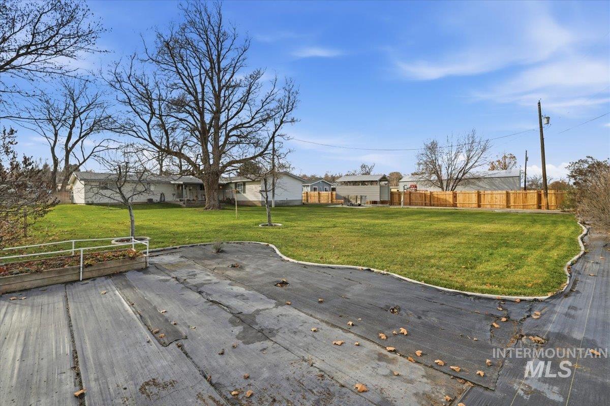 6222 E Carson Ave, Nampa, Idaho 83687, 4 Bedrooms, 3.5 Bathrooms, Residential For Sale, Price $599,500,MLS 98971633