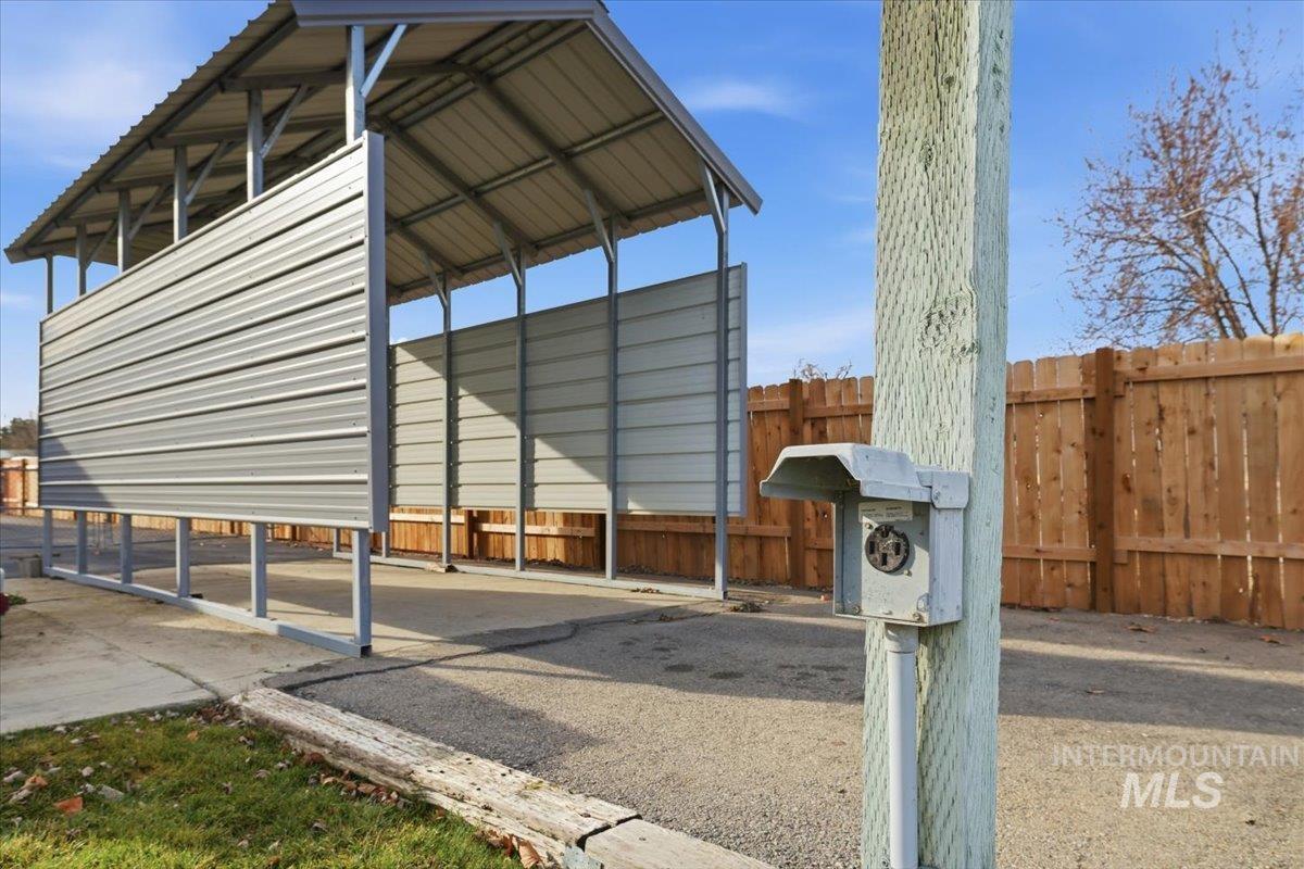 6222 E Carson Ave, Nampa, Idaho 83687, 4 Bedrooms, 3.5 Bathrooms, Residential For Sale, Price $570,000, 98971633