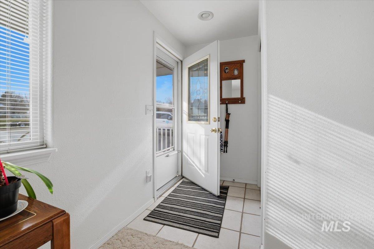 6222 E Carson Ave, Nampa, Idaho 83687, 4 Bedrooms, 3.5 Bathrooms, Residential For Sale, Price $599,500,MLS 98971633