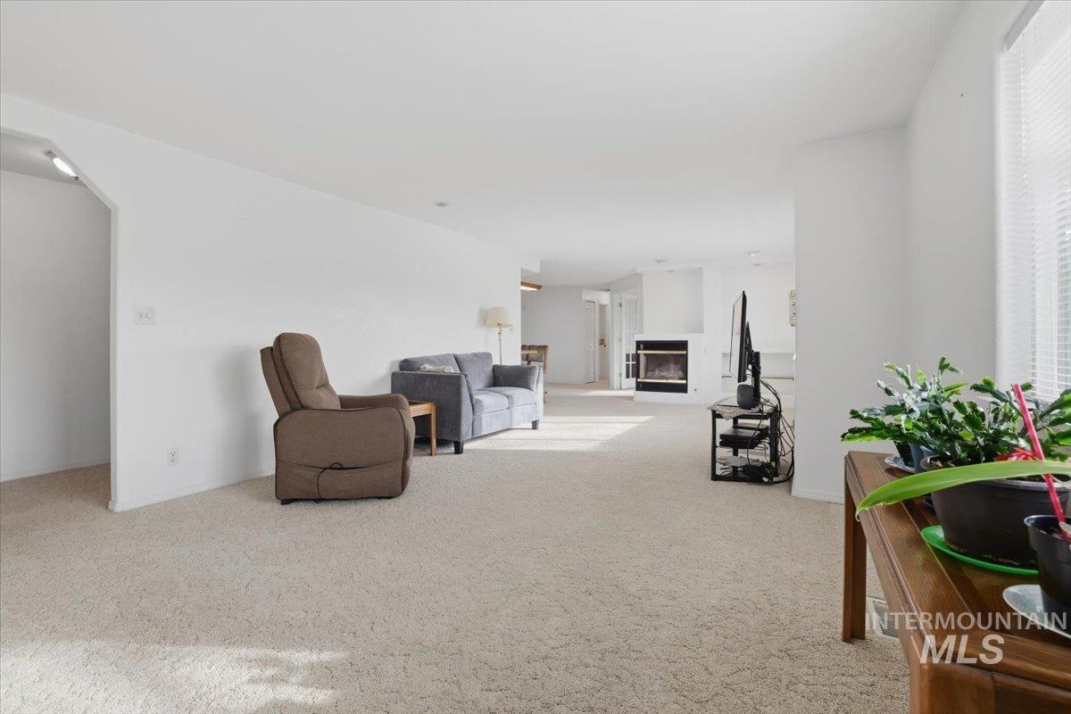 6222 E Carson Ave, Nampa, Idaho 83687, 4 Bedrooms, 3.5 Bathrooms, Residential For Sale, Price $599,500,MLS 98971633