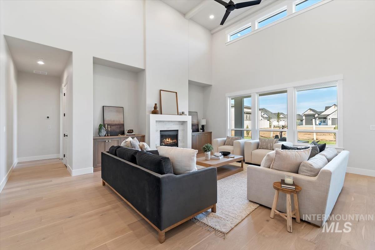 2136 N Hurtsville Ave, Kuna, Idaho 83634, 4 Bedrooms, 4 Bathrooms, Residential For Sale, Price $899,880,MLS 98971635