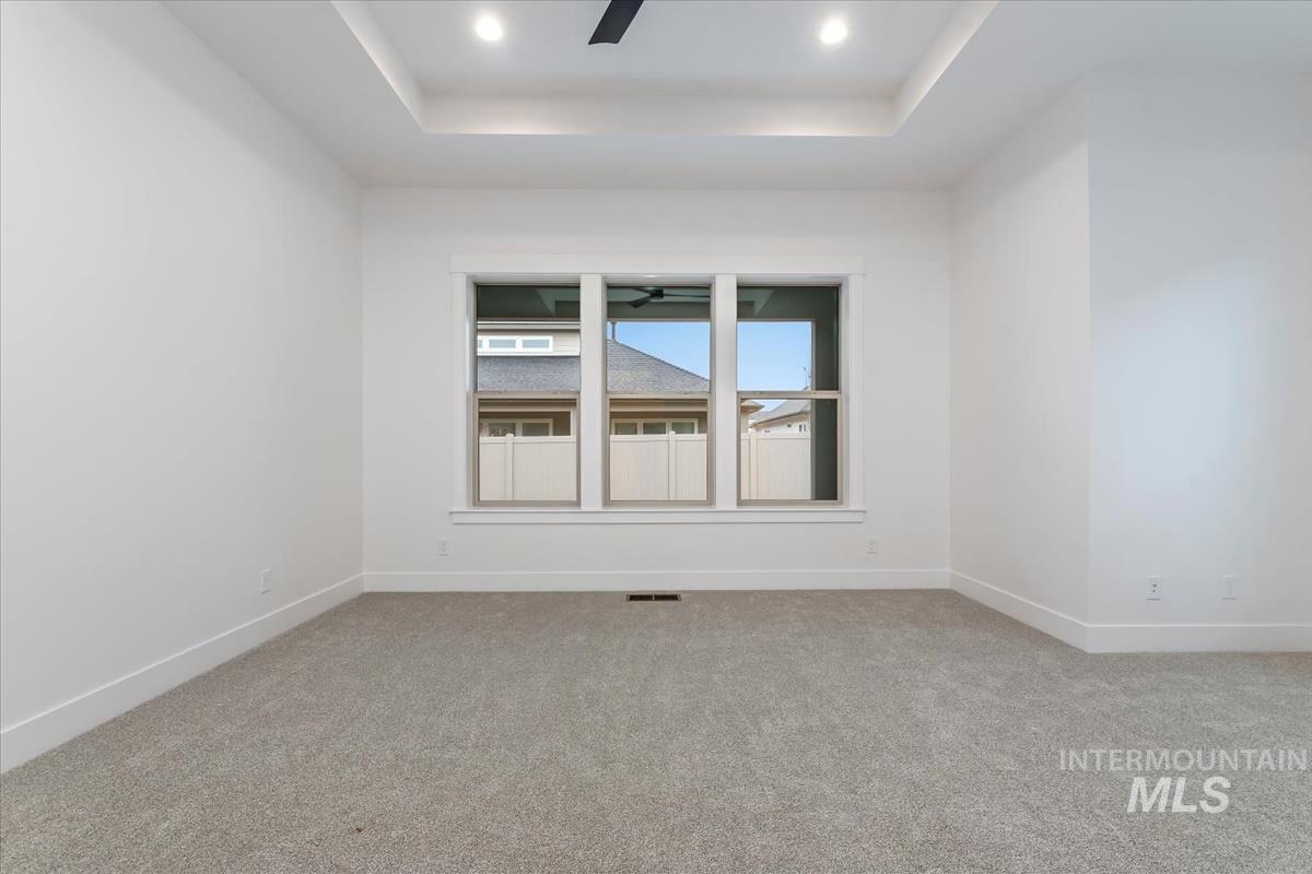 2136 N Hurtsville Ave, Kuna, Idaho 83634, 4 Bedrooms, 4 Bathrooms, Residential For Sale, Price $899,880, 98971635