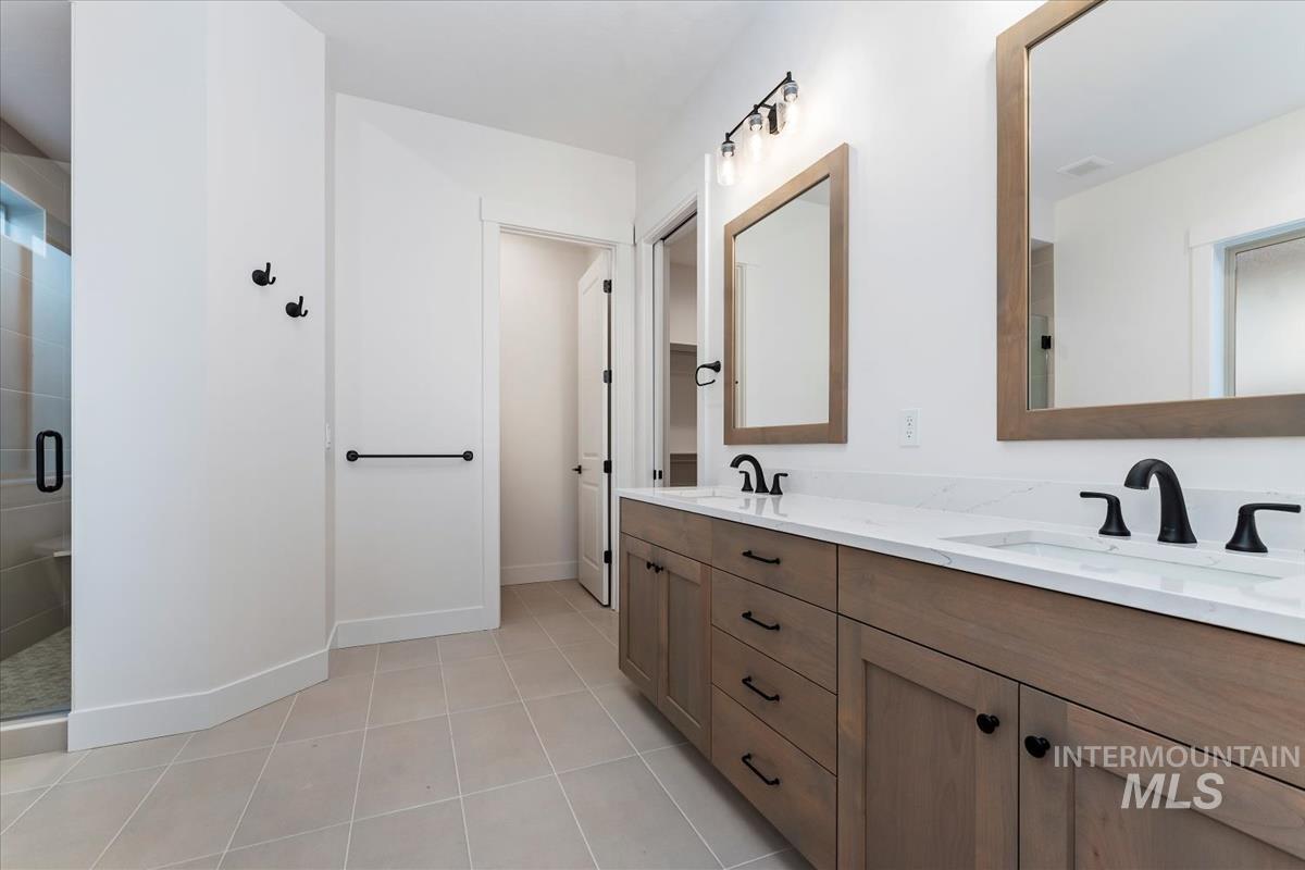 2136 N Hurtsville Ave, Kuna, Idaho 83634, 4 Bedrooms, 4 Bathrooms, Residential For Sale, Price $899,880, 98971635