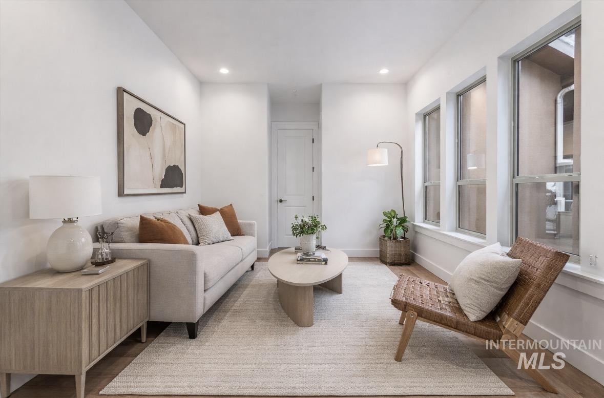 2136 N Hurtsville Ave, Kuna, Idaho 83634, 4 Bedrooms, 4 Bathrooms, Residential For Sale, Price $899,880, 98971635