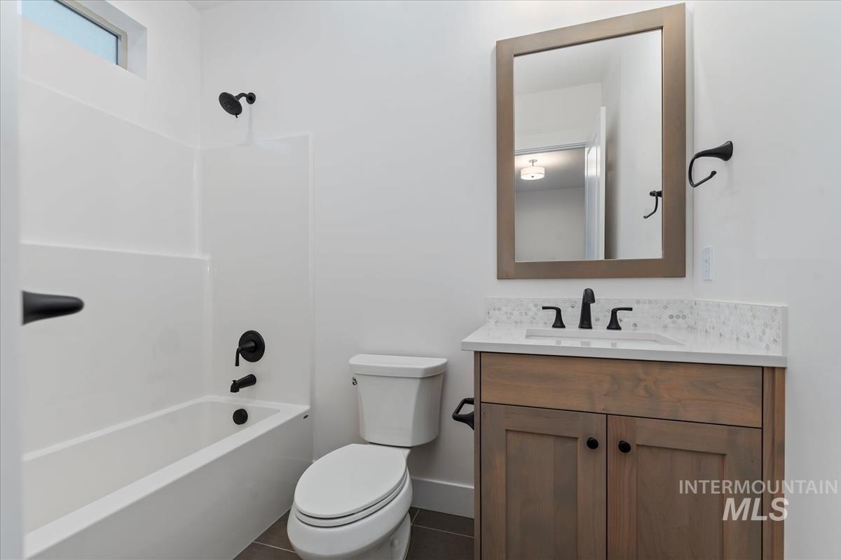 2136 N Hurtsville Ave, Kuna, Idaho 83634, 4 Bedrooms, 4 Bathrooms, Residential For Sale, Price $899,880, 98971635