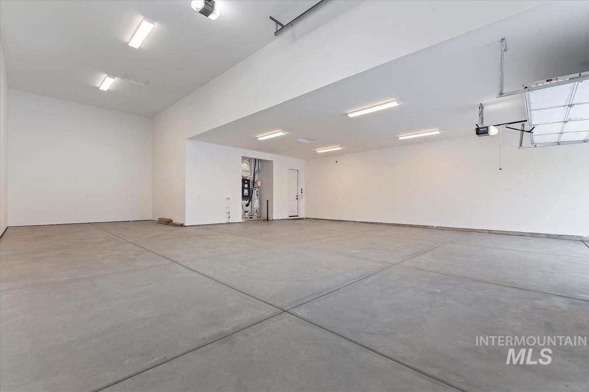 2136 N Hurtsville Ave, Kuna, Idaho 83634, 4 Bedrooms, 4 Bathrooms, Residential For Sale, Price $899,880, 98971635