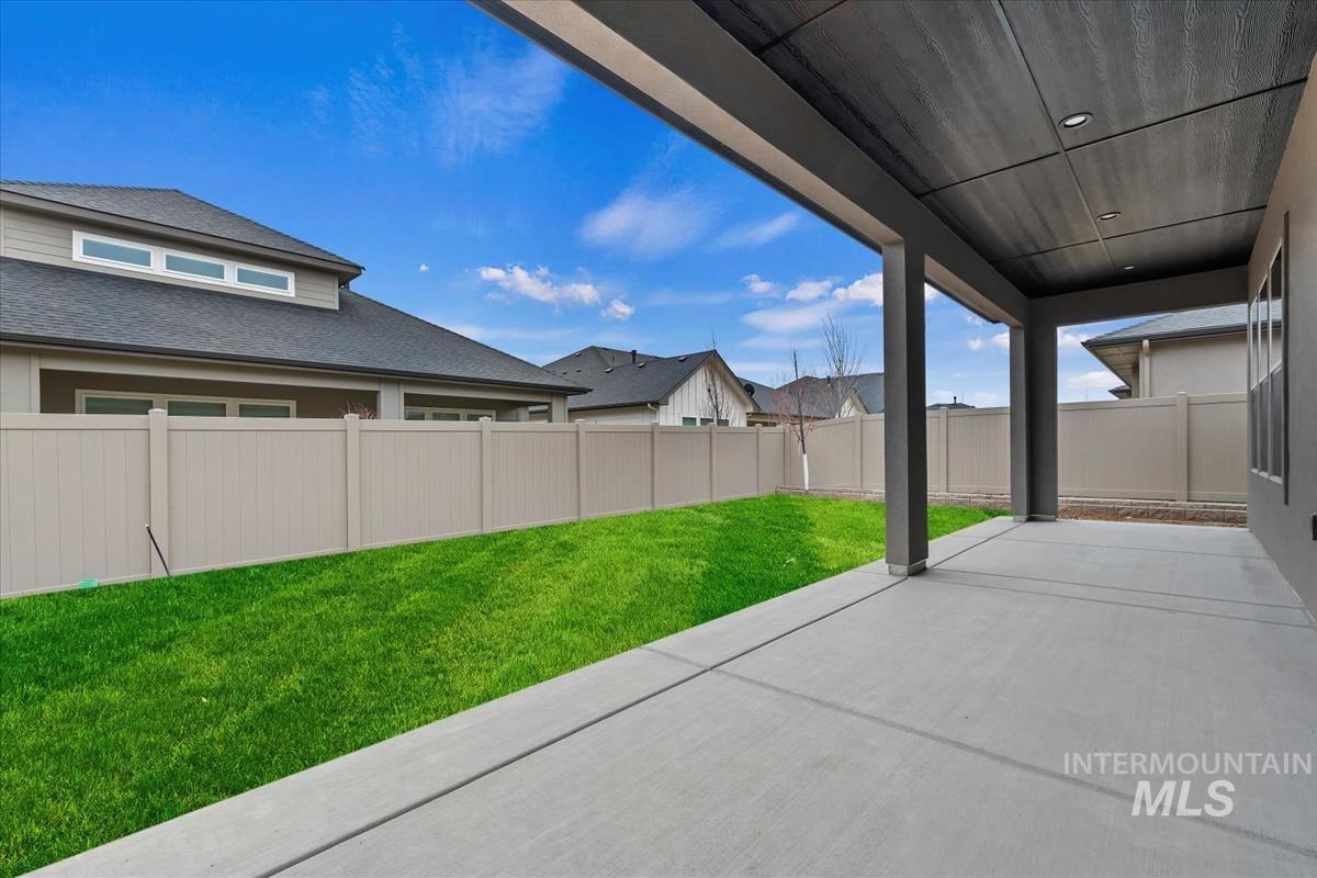 2136 N Hurtsville Ave, Kuna, Idaho 83634, 4 Bedrooms, 4 Bathrooms, Residential For Sale, Price $899,880, 98971635