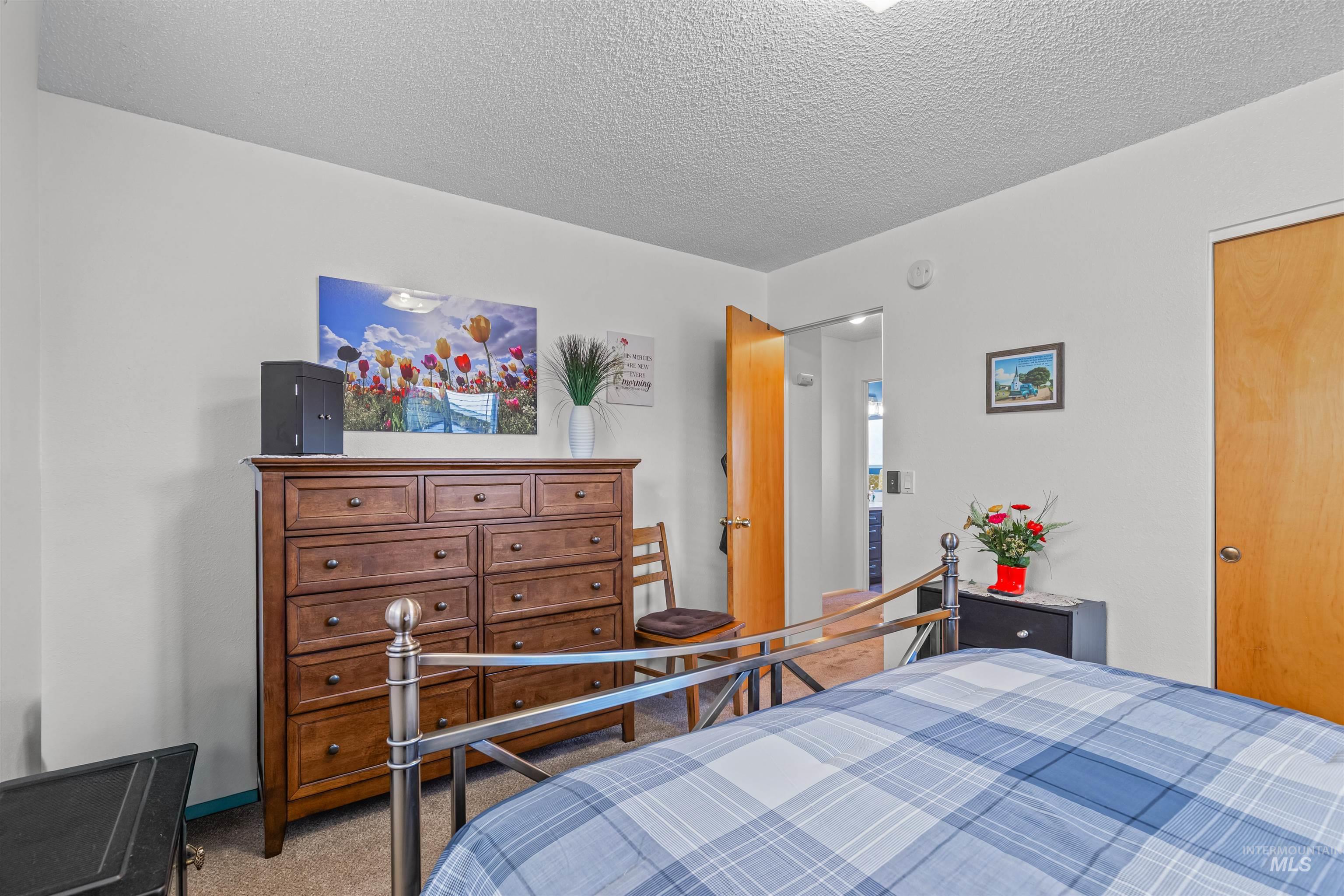 1533 Cedar Ave, Lewiston, Idaho 83501, 4 Bedrooms, 2 Bathrooms, Residential For Sale, Price $450,000,MLS 98971636