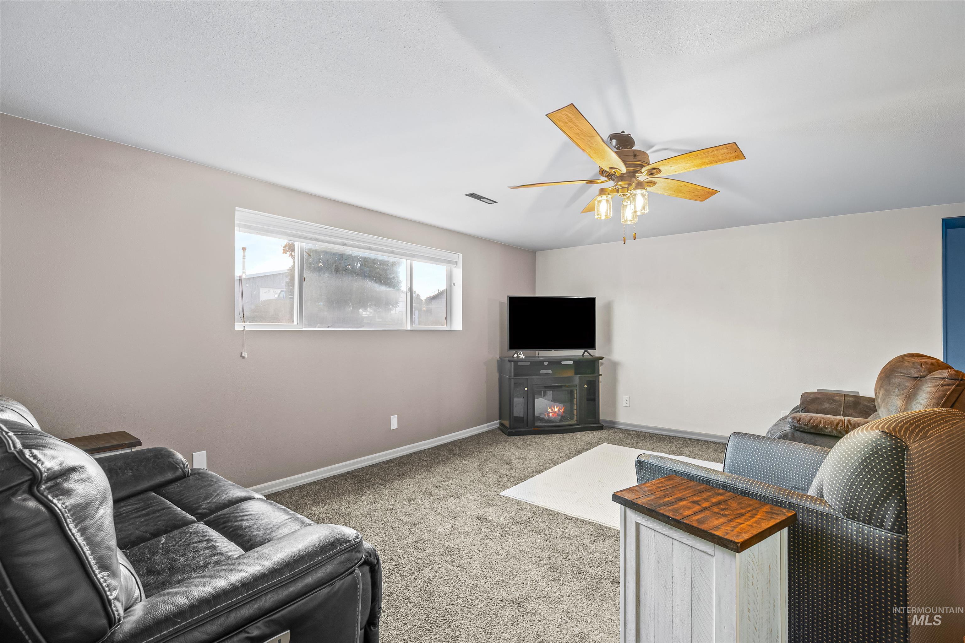 1533 Cedar Ave, Lewiston, Idaho 83501, 4 Bedrooms, 2 Bathrooms, Residential For Sale, Price $450,000,MLS 98971636