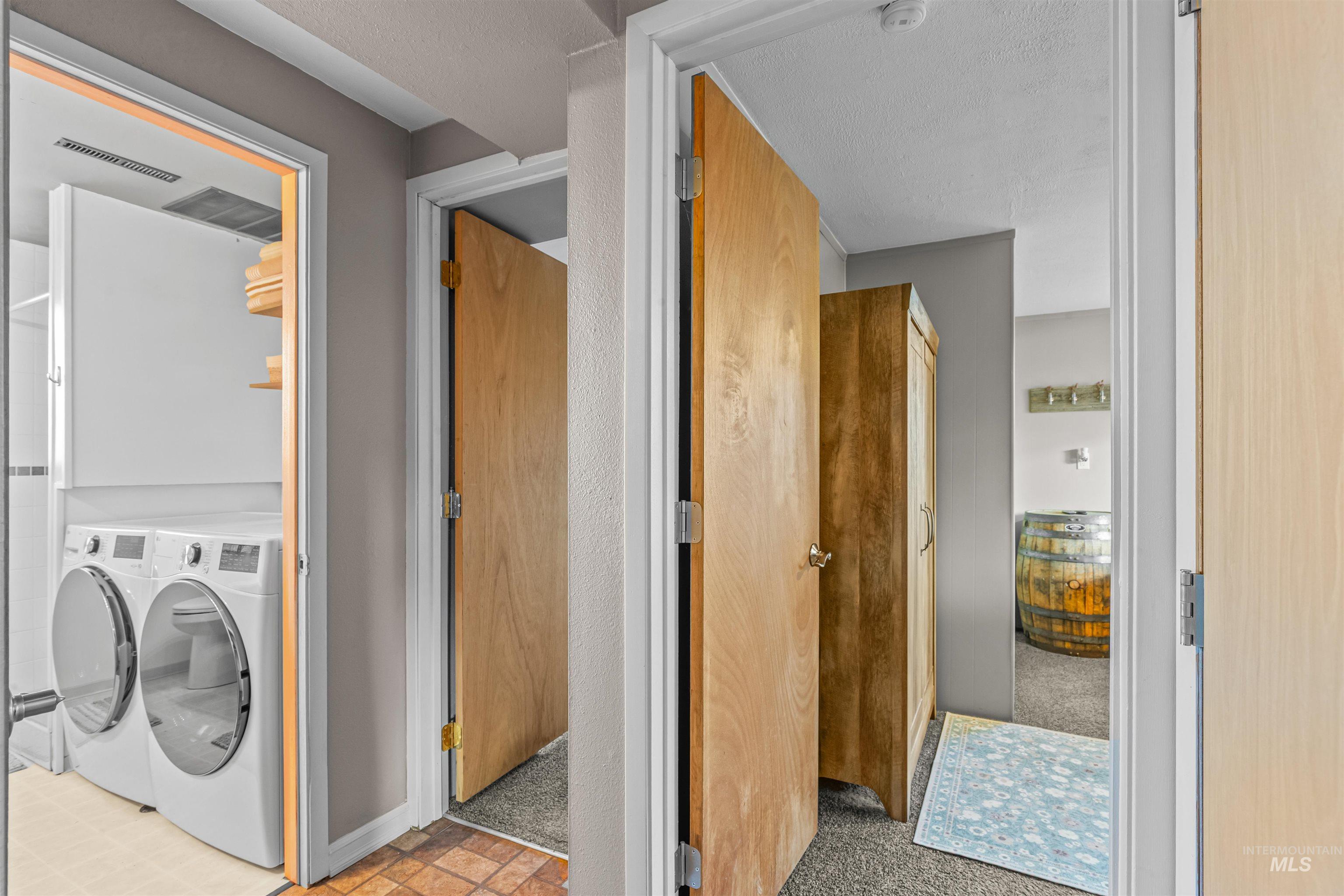 1533 Cedar Ave, Lewiston, Idaho 83501, 4 Bedrooms, 2 Bathrooms, Residential For Sale, Price $450,000,MLS 98971636