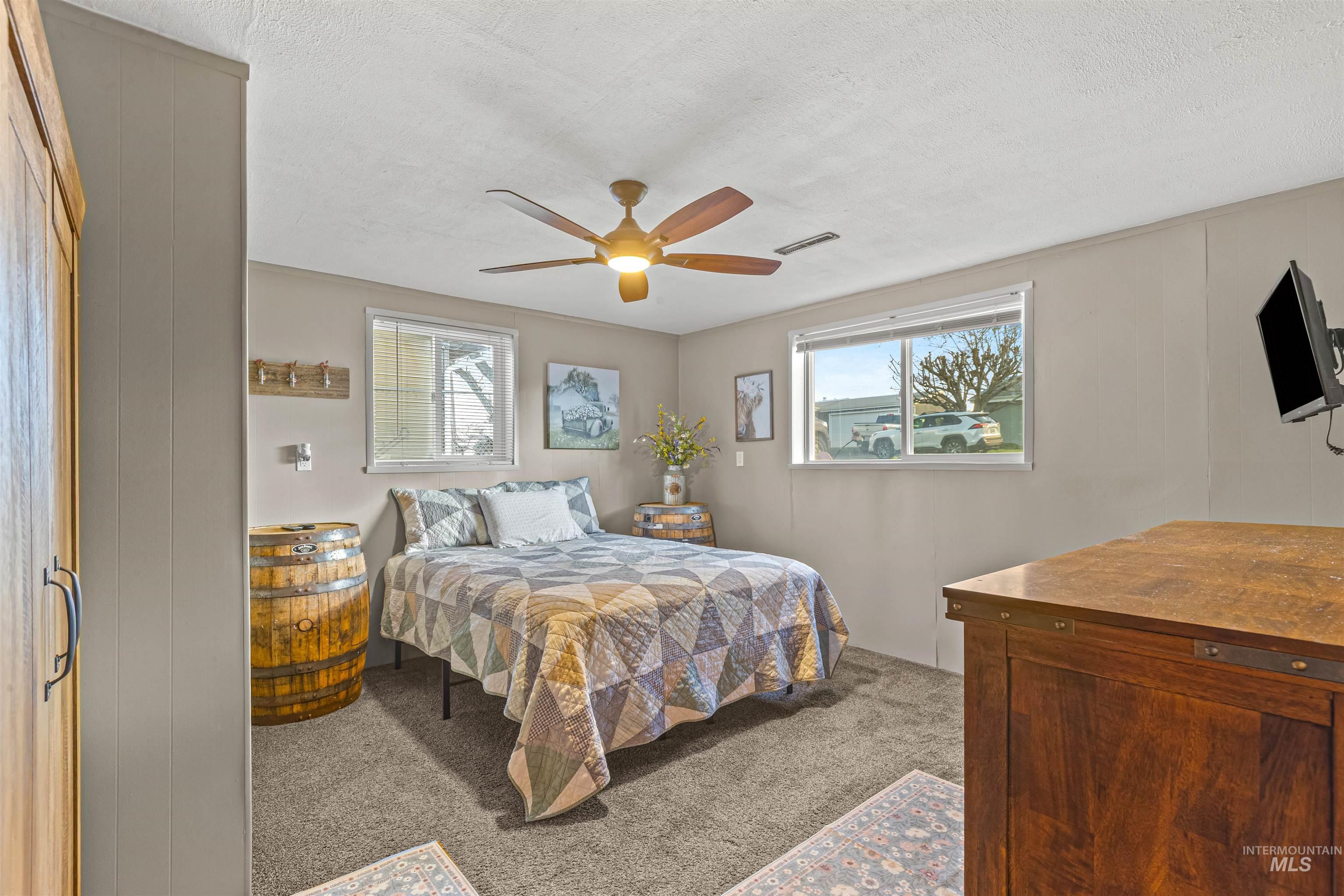 1533 Cedar Ave, Lewiston, Idaho 83501, 4 Bedrooms, 2 Bathrooms, Residential For Sale, Price $450,000,MLS 98971636