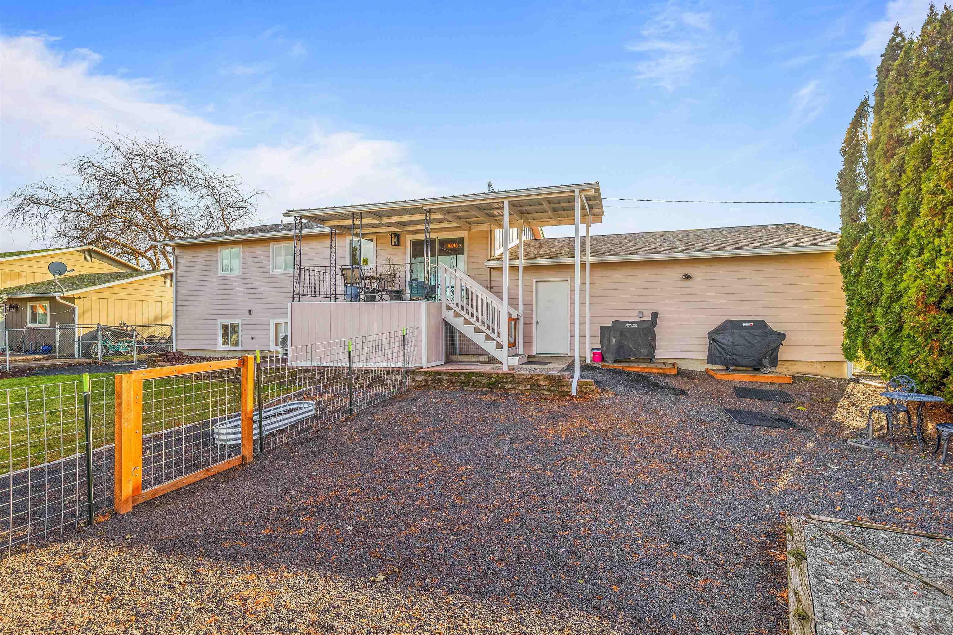 1533 Cedar Ave, Lewiston, Idaho 83501, 4 Bedrooms, 2 Bathrooms, Residential For Sale, Price $450,000,MLS 98971636