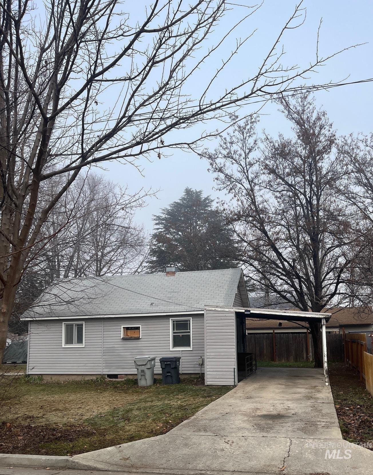 124 S Maple St, Nampa, Idaho 83686, 1 Bedroom, 1 Bathroom, Residential For Sale, Price $215,000,MLS 98971641