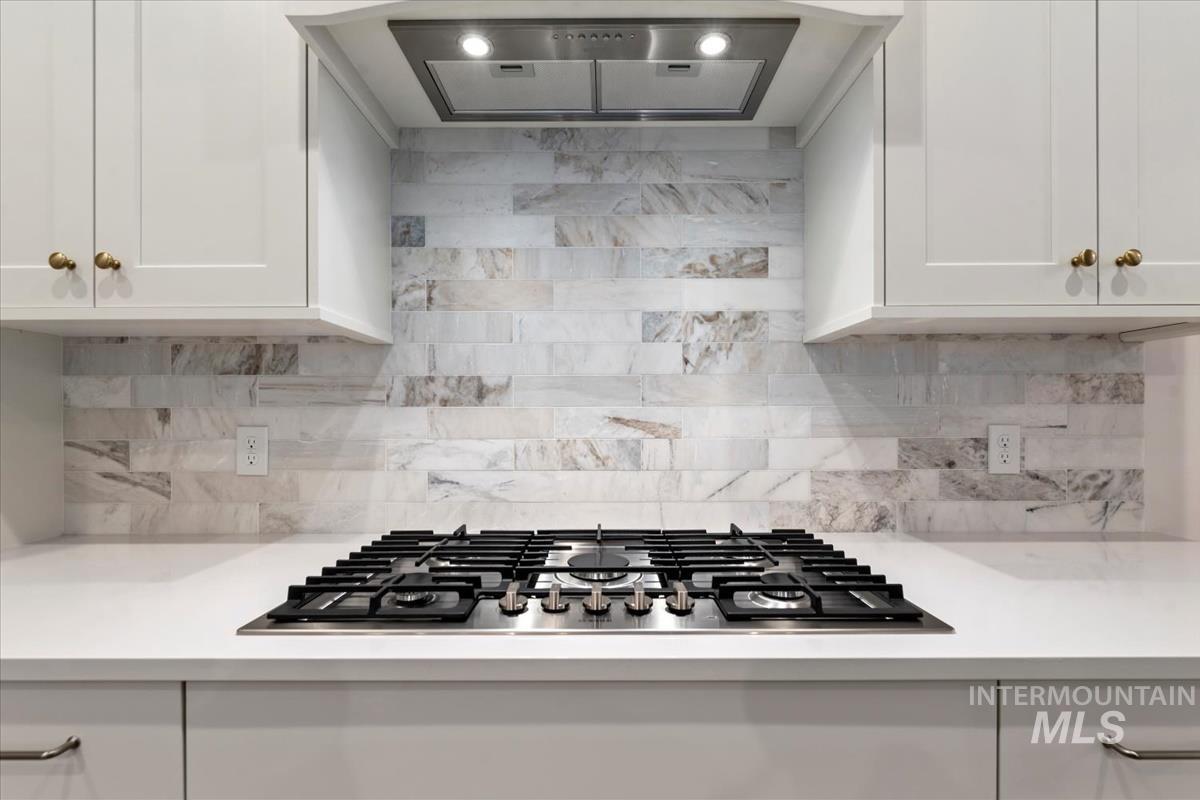 2085 E Blakehurst Ave, Kuna, Idaho 83634, 4 Bedrooms, 3 Bathrooms, Residential For Sale, Price $799,880, 98971642