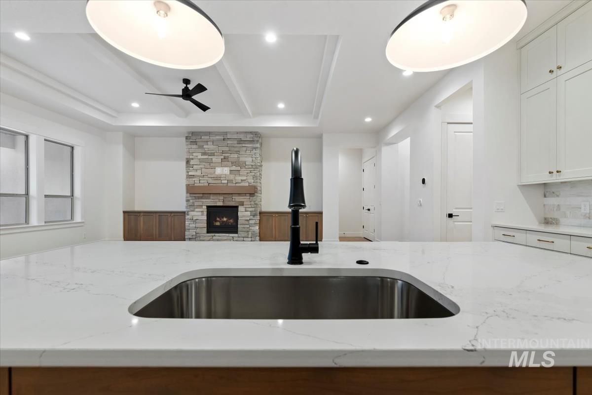 2085 E Blakehurst Ave, Kuna, Idaho 83634, 4 Bedrooms, 3 Bathrooms, Residential For Sale, Price $799,880, 98971642