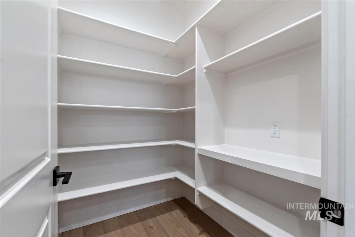 2085 E Blakehurst Ave, Kuna, Idaho 83634, 4 Bedrooms, 3 Bathrooms, Residential For Sale, Price $799,880, 98971642