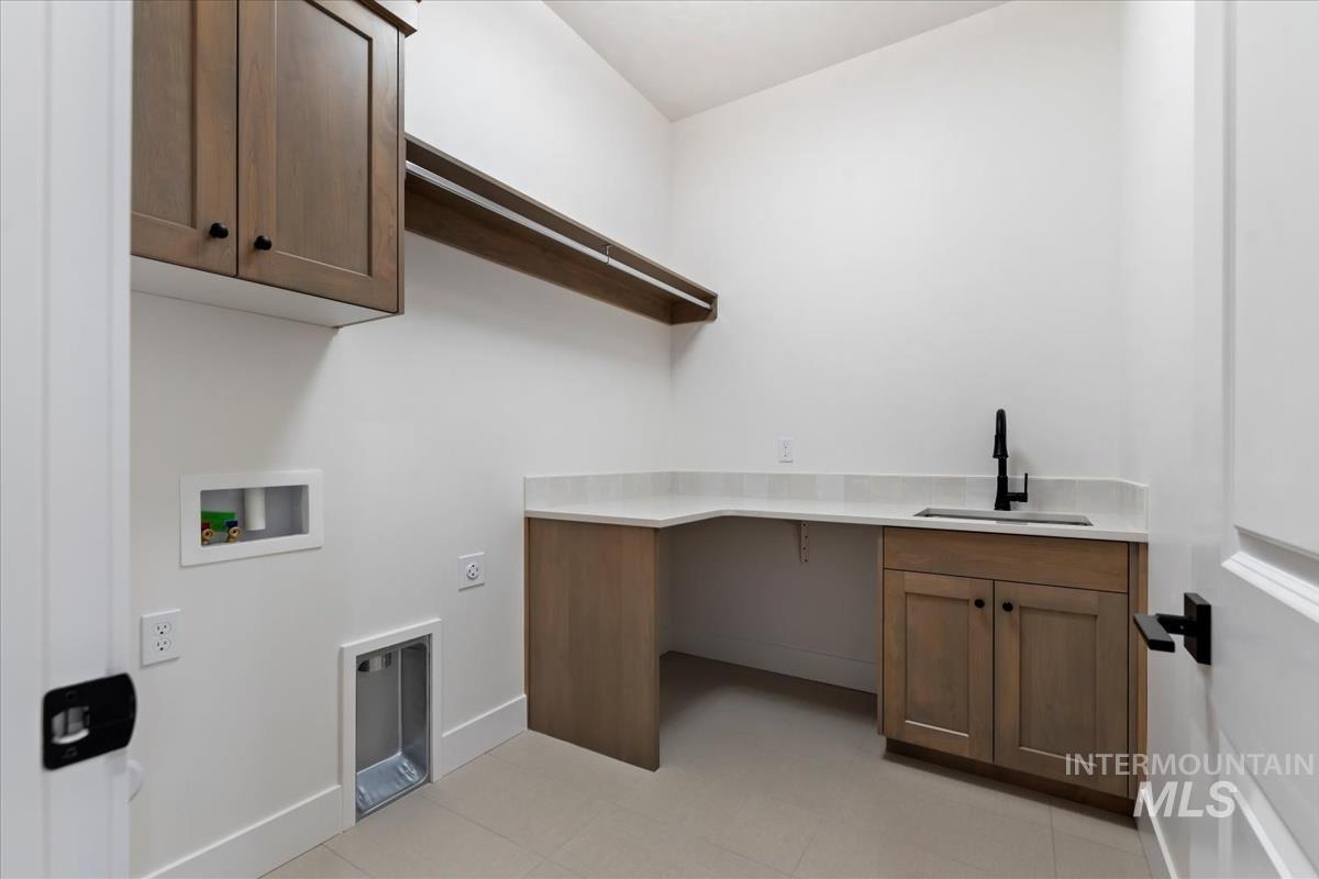 2085 E Blakehurst Ave, Kuna, Idaho 83634, 4 Bedrooms, 3 Bathrooms, Residential For Sale, Price $799,880, 98971642