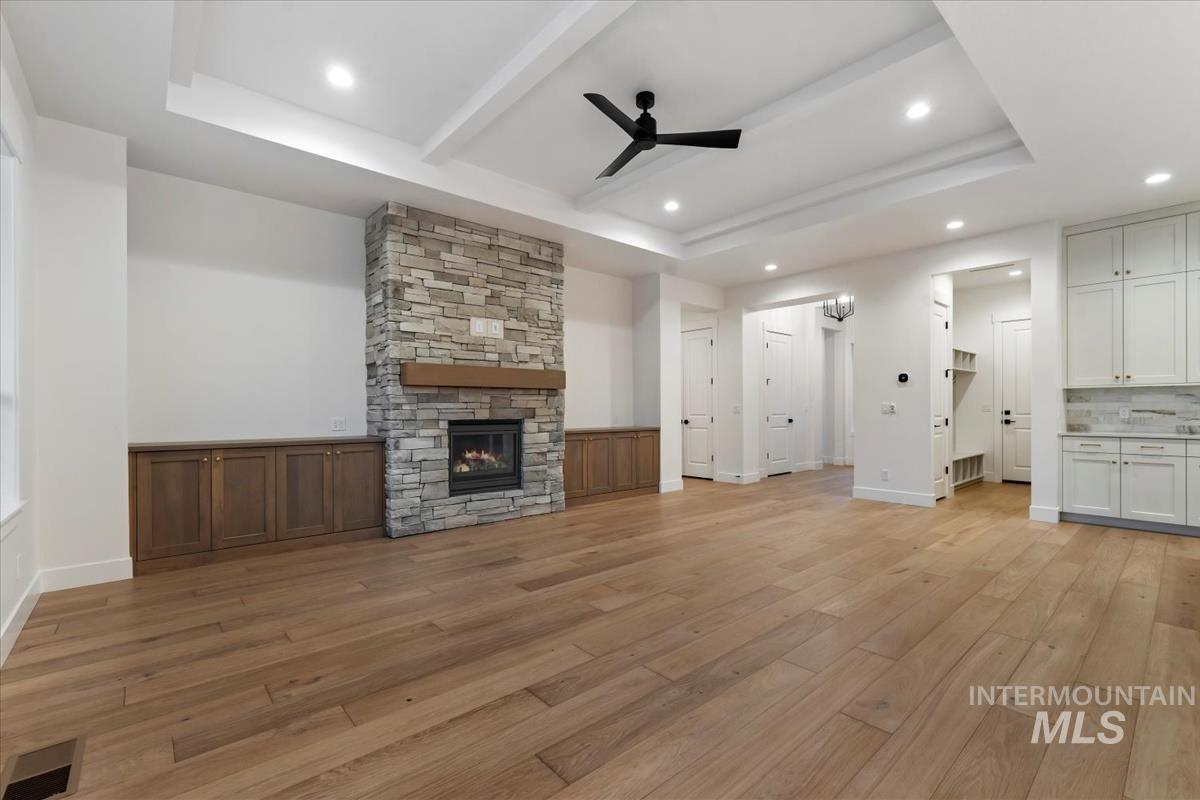 2085 E Blakehurst Ave, Kuna, Idaho 83634, 4 Bedrooms, 3 Bathrooms, Residential For Sale, Price $799,880, 98971642