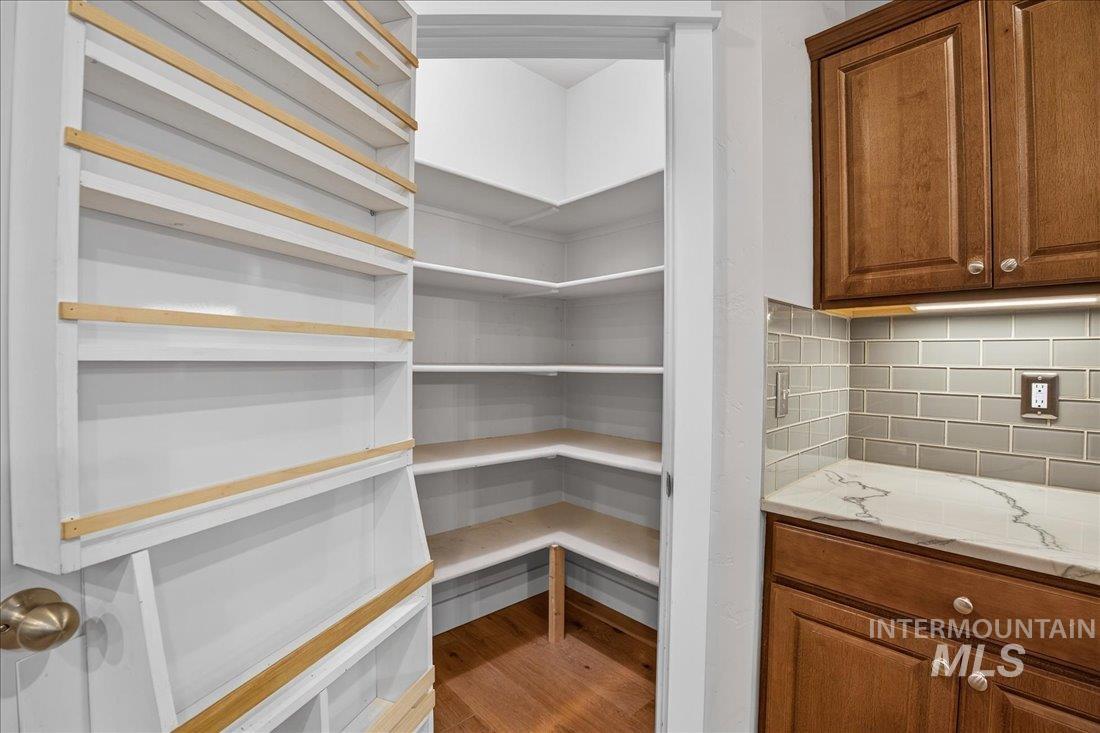 782 N Pringlewood, Star, Idaho 83669, 4 Bedrooms, 2.5 Bathrooms, Residential For Sale, Price $529,000,MLS 98971643