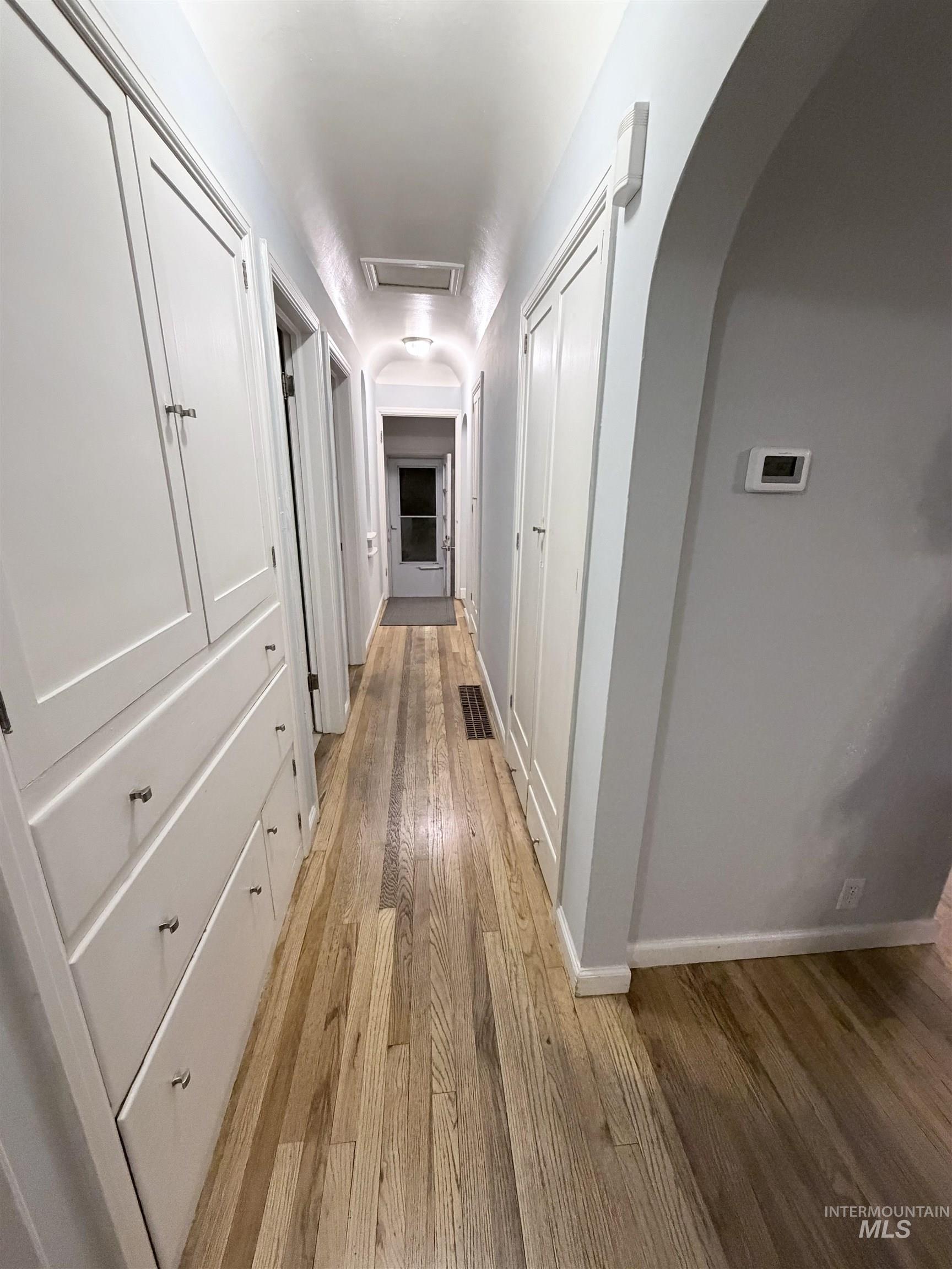 184 Taylor, Twin Falls, Idaho 83301, 3 Bedrooms, 2 Bathrooms, Residential For Sale, Price $329,999,MLS 98971644