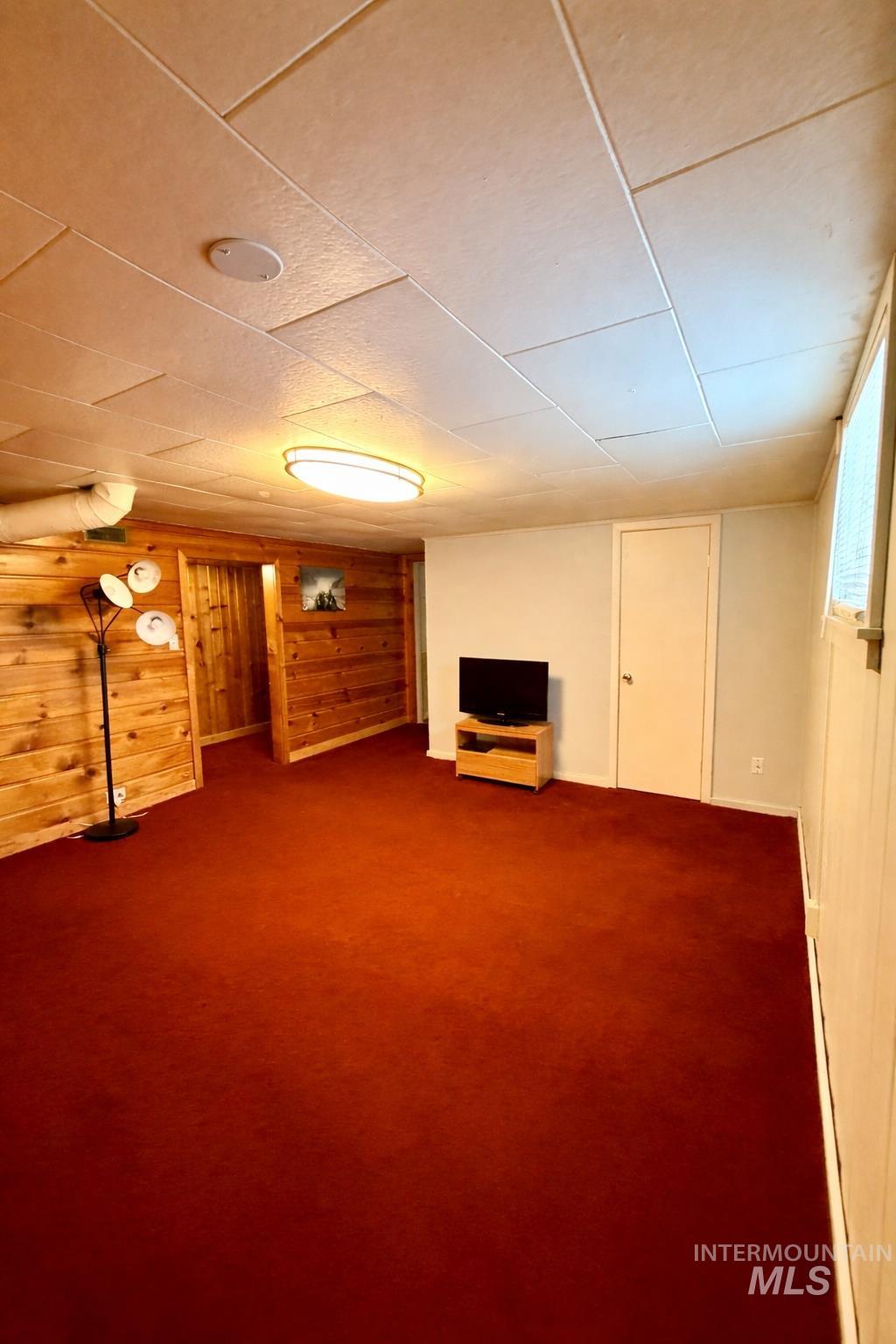 184 Taylor, Twin Falls, Idaho 83301, 3 Bedrooms, 2 Bathrooms, Residential For Sale, Price $329,999,MLS 98971644