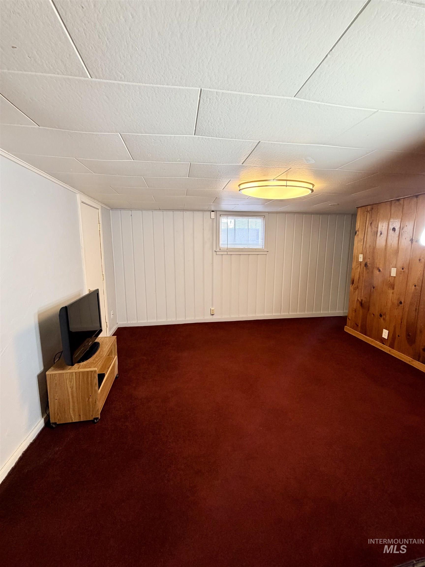 184 Taylor, Twin Falls, Idaho 83301, 3 Bedrooms, 2 Bathrooms, Residential For Sale, Price $329,999,MLS 98971644