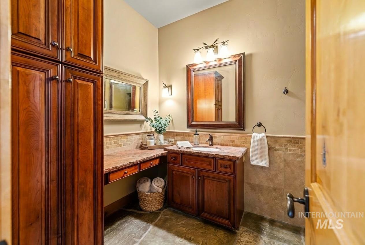 1008 Penstemen Place, McCall, Idaho 83638, 4 Bedrooms, 3.5 Bathrooms, Residential For Sale, Price $2,268,000,MLS 98971645