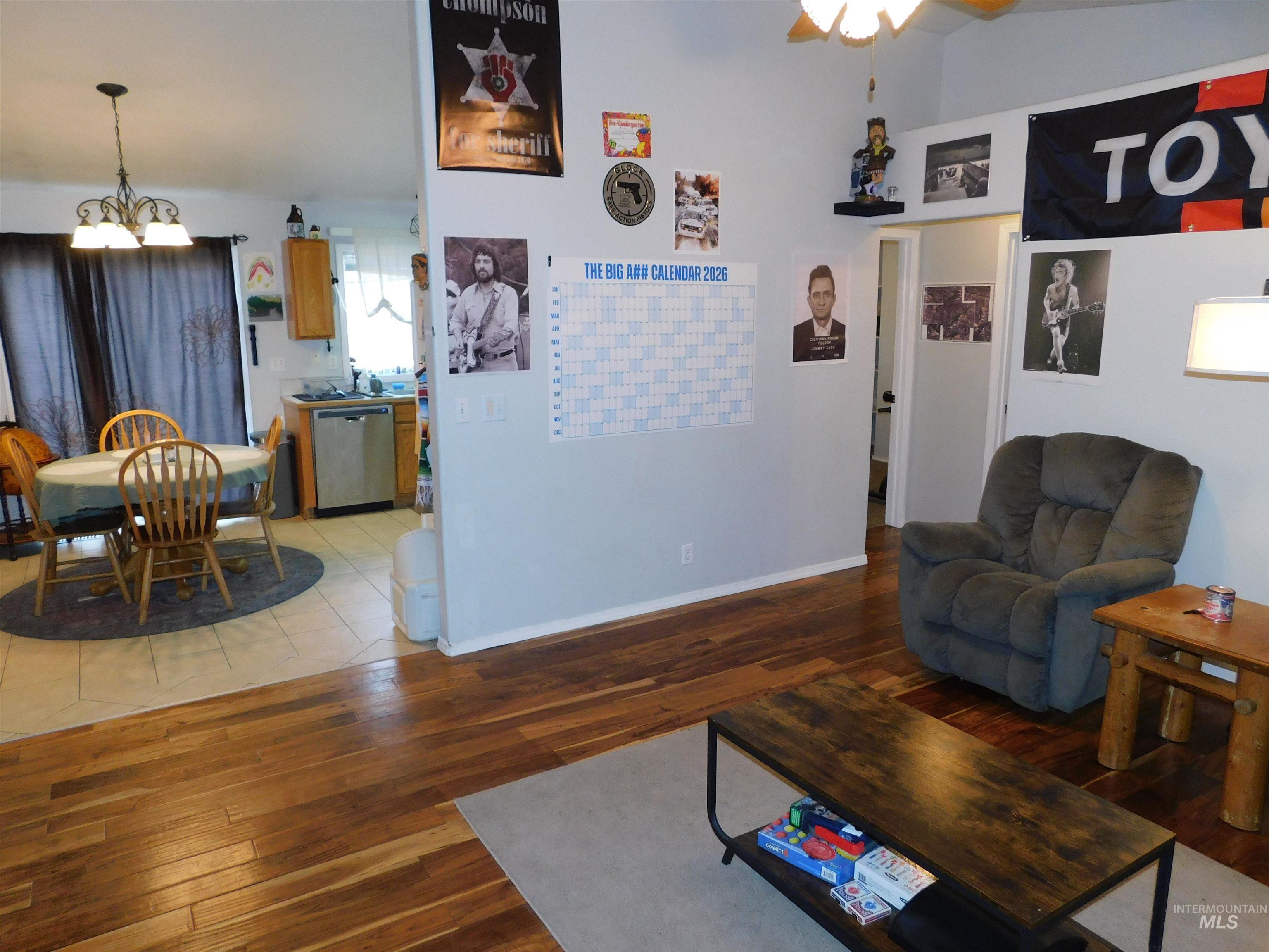 1416 Sunflower Court, Nampa, Idaho 83686, 3 Bedrooms, 2 Bathrooms, Residential For Sale, Price $340,000,MLS 98971646