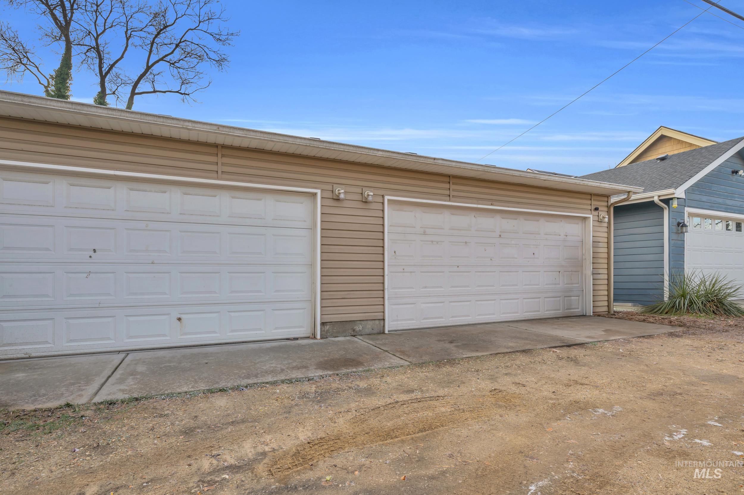 2712 & 2714 Madison, Boise, Idaho 83702, 2 Bedrooms, 1.5 Bathrooms, Residential Income For Sale, Price $655,000,MLS 98971648