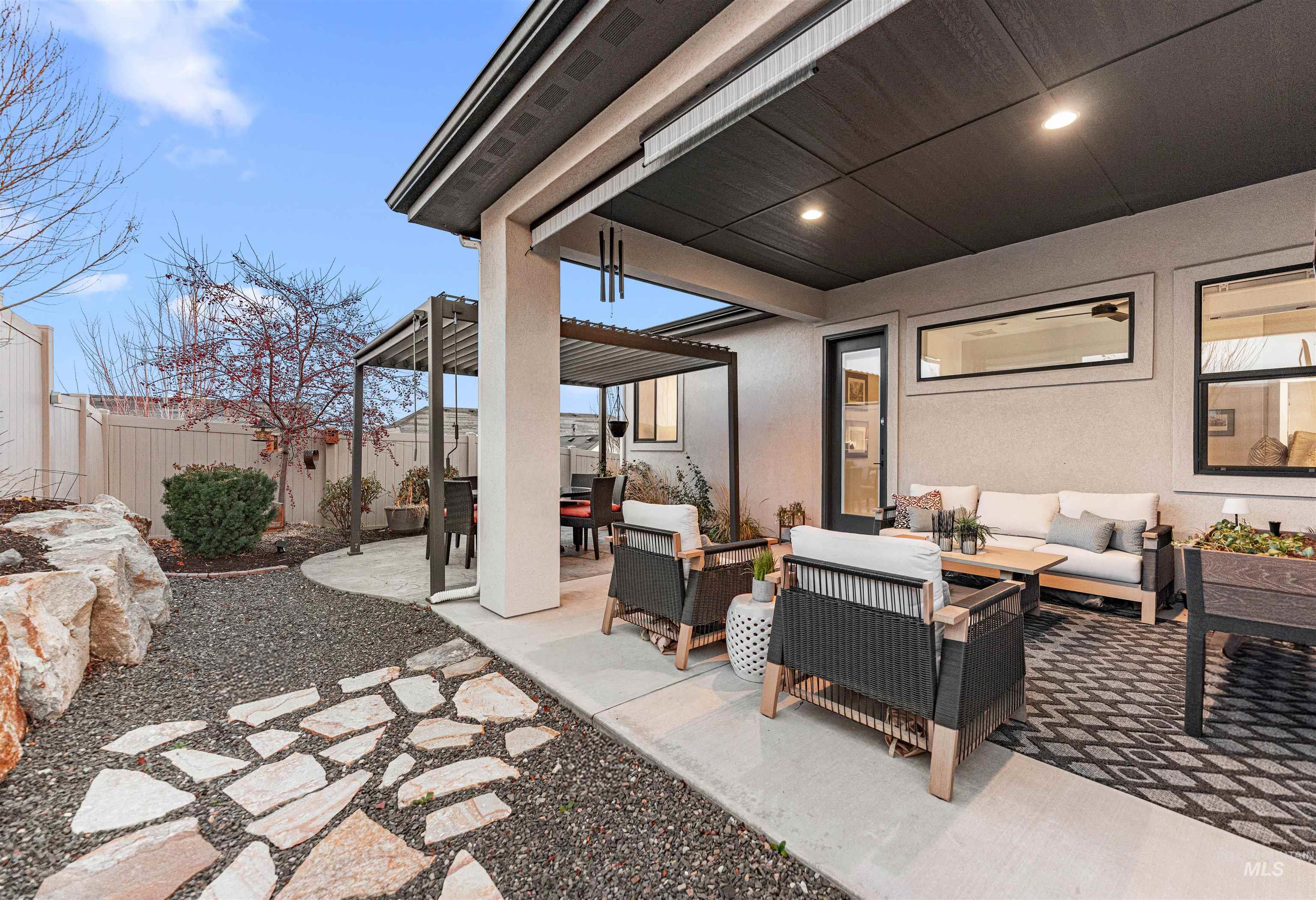 3941 S Daybreak Pl, Meridian, Idaho 83642, 4 Bedrooms, 3 Bathrooms, Residential For Sale, Price $987,000,MLS 98971650