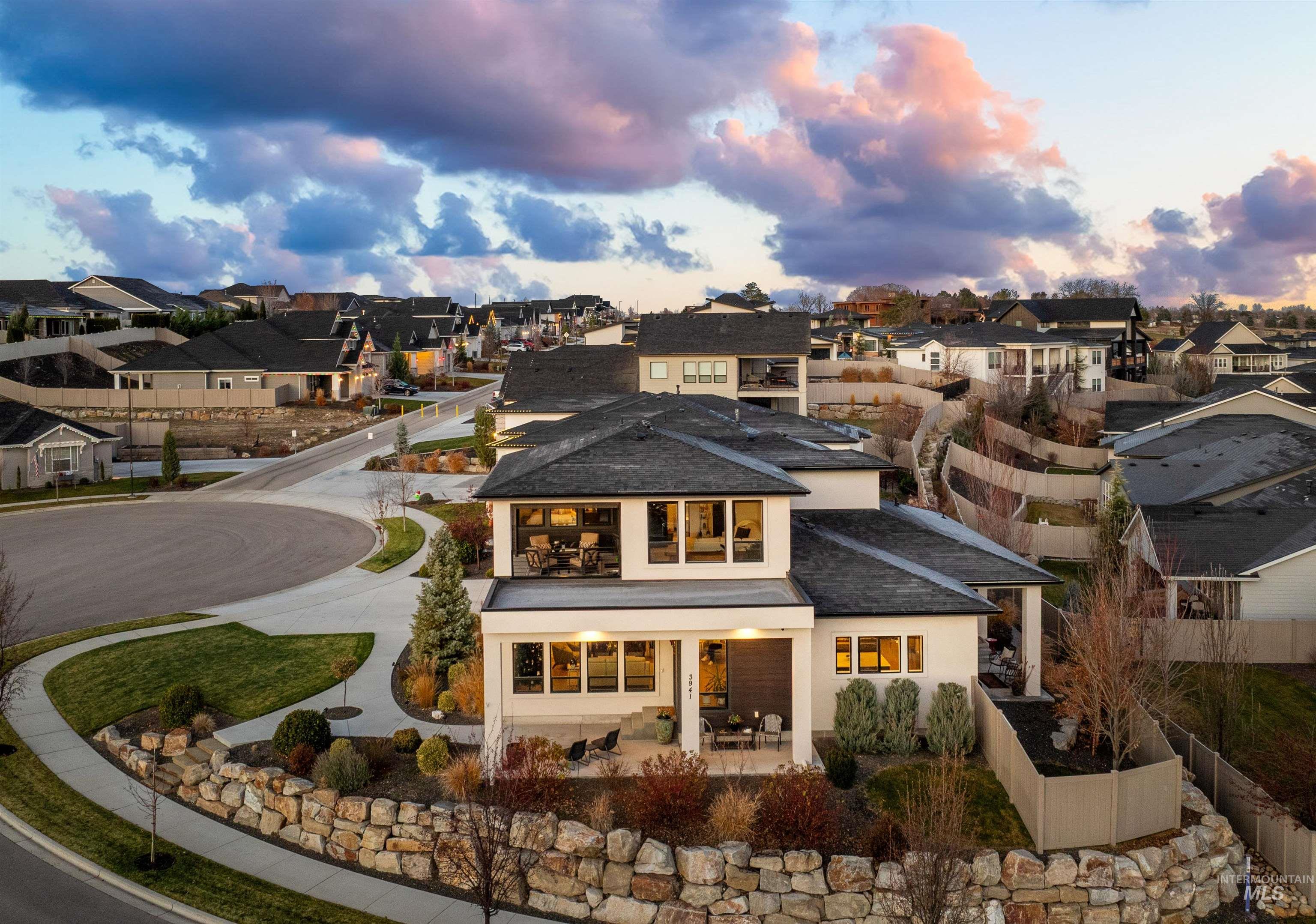 3941 S Daybreak Pl, Meridian, Idaho 83642, 4 Bedrooms, 3 Bathrooms, Residential For Sale, Price $987,000,MLS 98971650