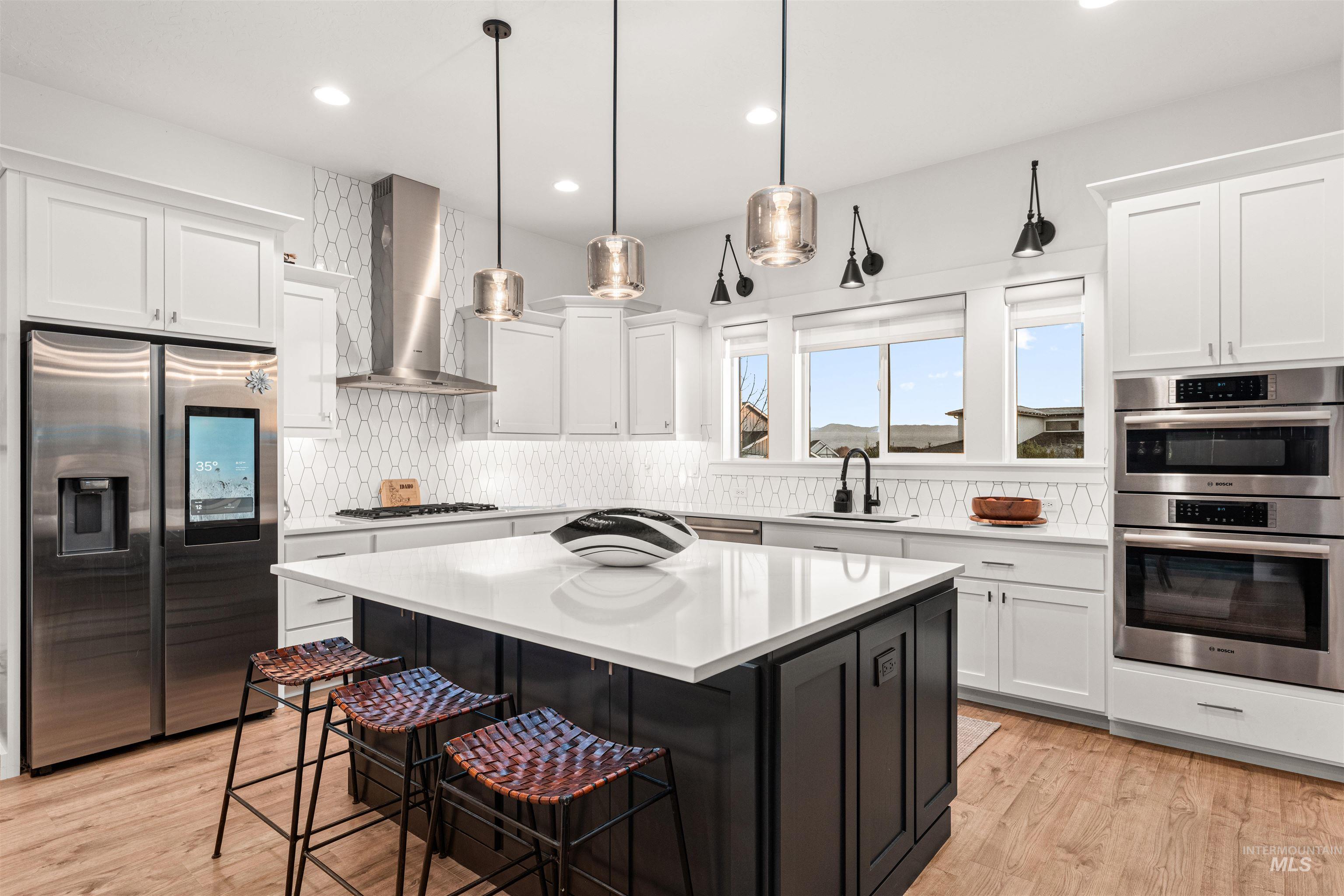 3941 S Daybreak Pl, Meridian, Idaho 83642, 4 Bedrooms, 3 Bathrooms, Residential For Sale, Price $987,000,MLS 98971650