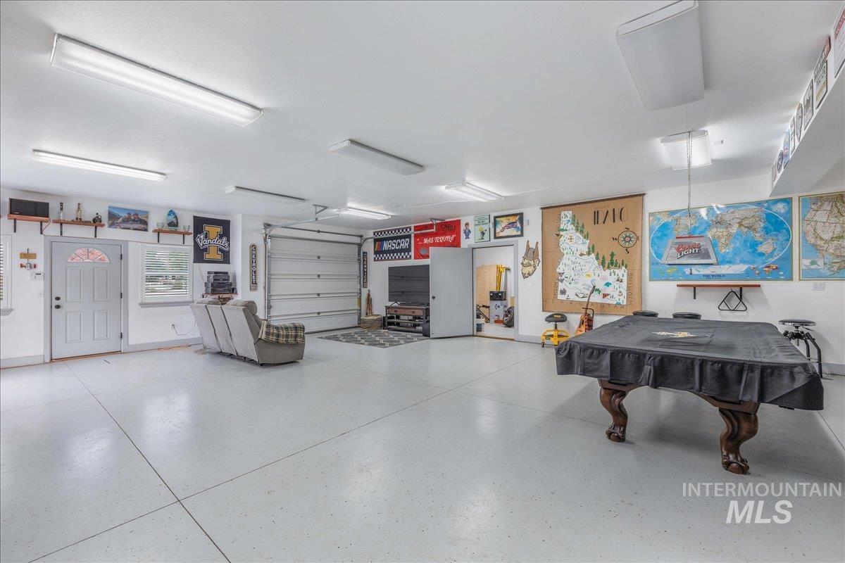 4125 S Nickel Creek Pl, Meridian, Idaho 83642-2588, 5 Bedrooms, 3.5 Bathrooms, Residential For Sale, Price $1,450,000,MLS 98971651