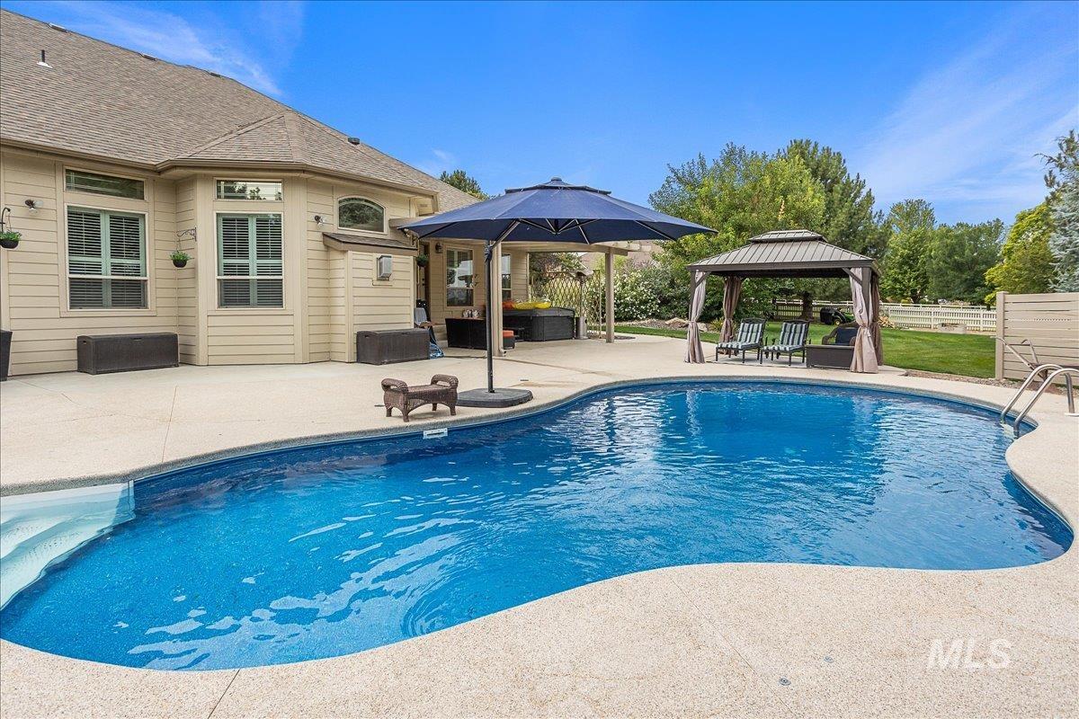 4125 S Nickel Creek Pl, Meridian, Idaho 83642-2588, 5 Bedrooms, 3.5 Bathrooms, Residential For Sale, Price $1,450,000,MLS 98971651