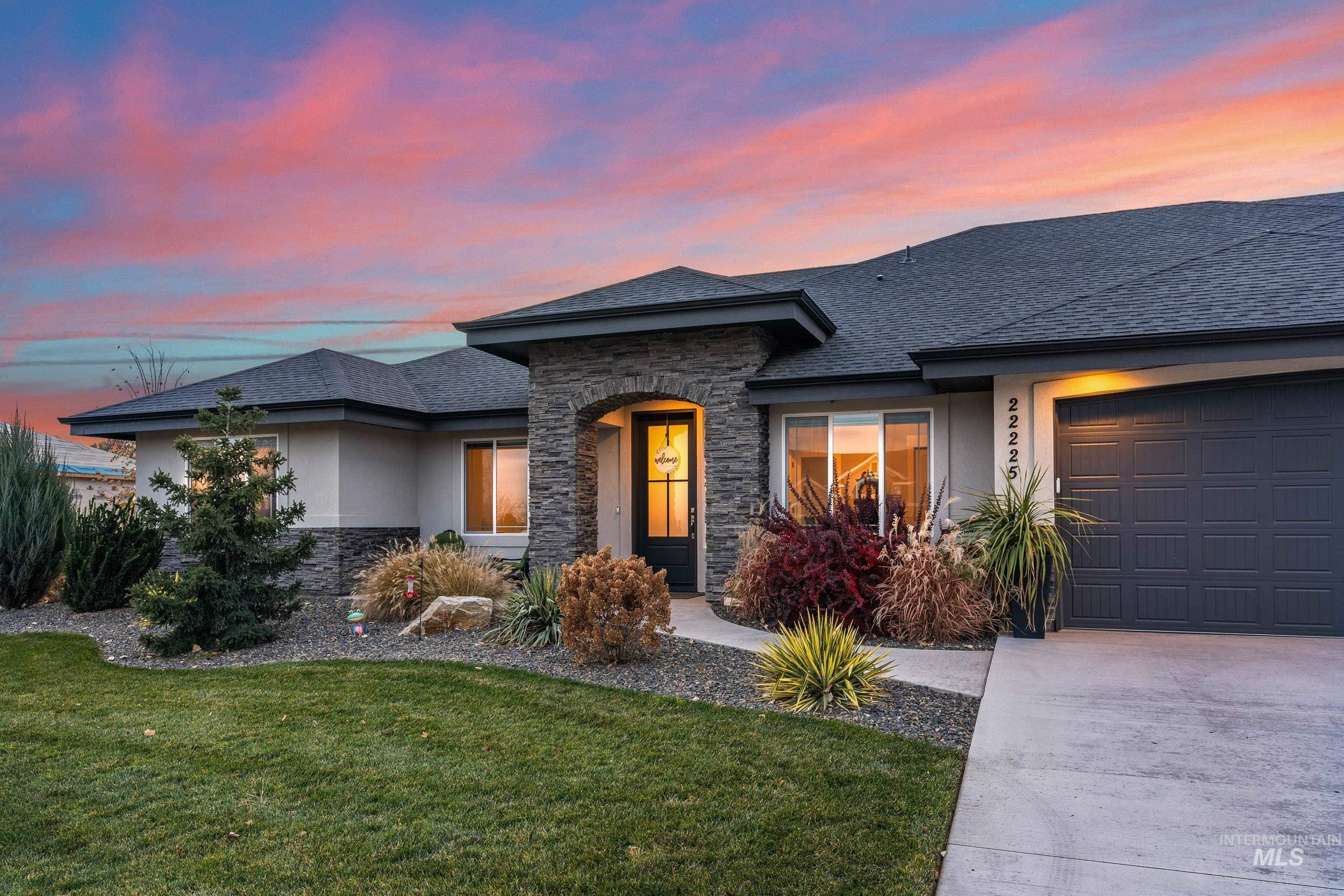22225 Aura Vista, Caldwell, Idaho 83607, 4 Bedrooms, 3.5 Bathrooms, Residential For Sale, Price $1,039,000,MLS 98971652
