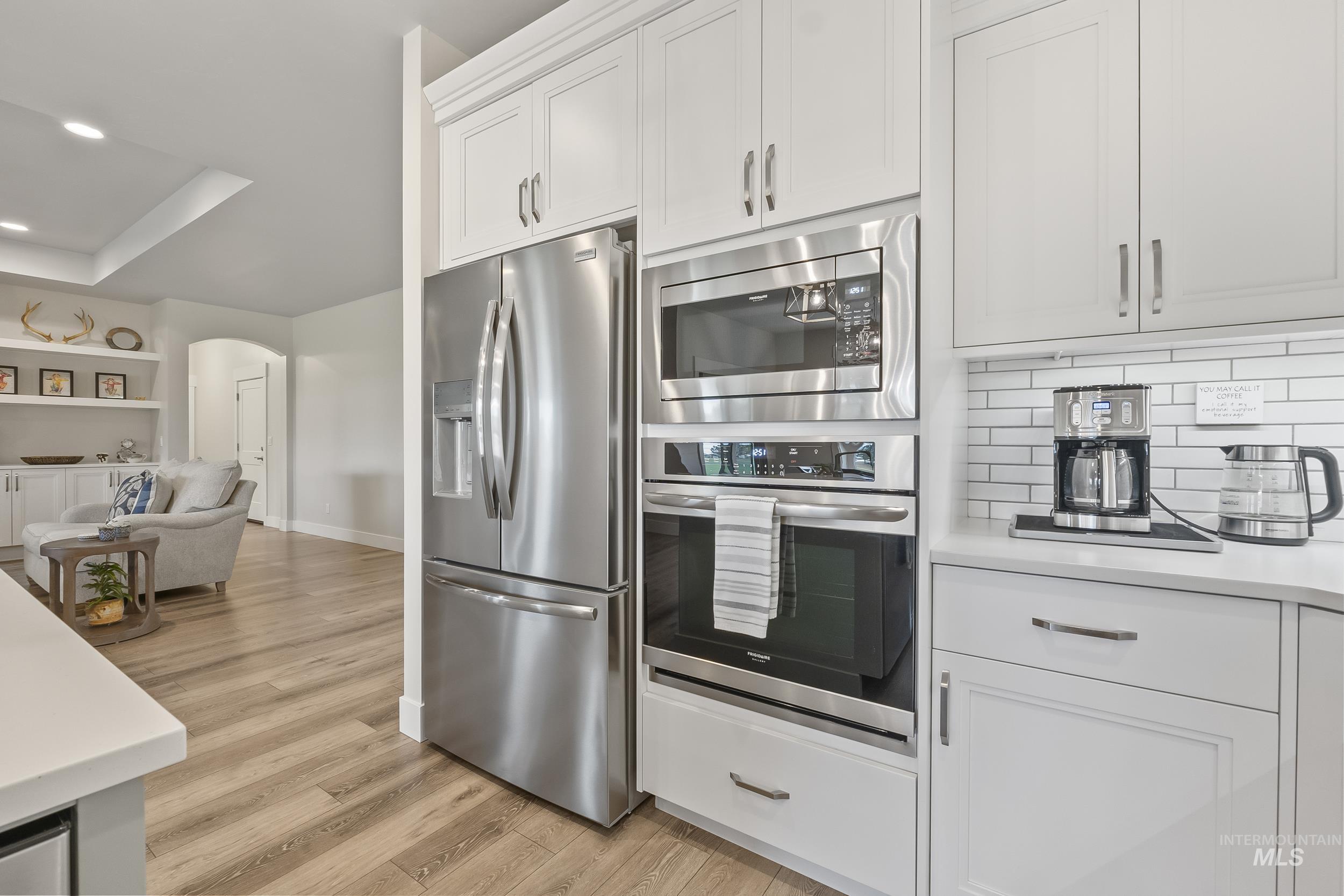 22225 Aura Vista, Caldwell, Idaho 83607, 4 Bedrooms, 3.5 Bathrooms, Residential For Sale, Price $1,039,000,MLS 98971652