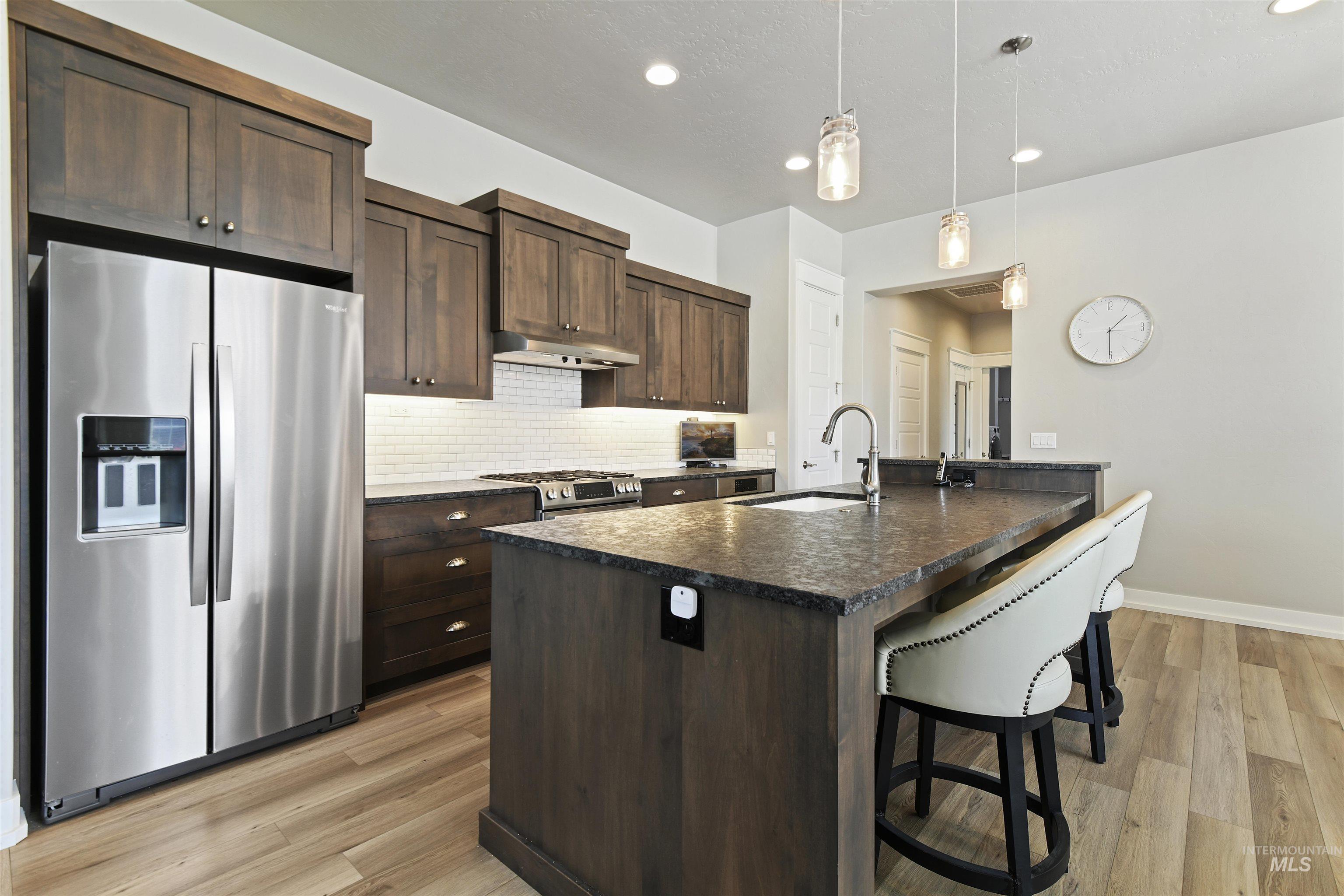 6164 N Winward Ln, Meridian, Idaho 83646, 1 Bedroom, 1.5 Bathrooms, Residential For Sale, Price $450,000,MLS 98971655