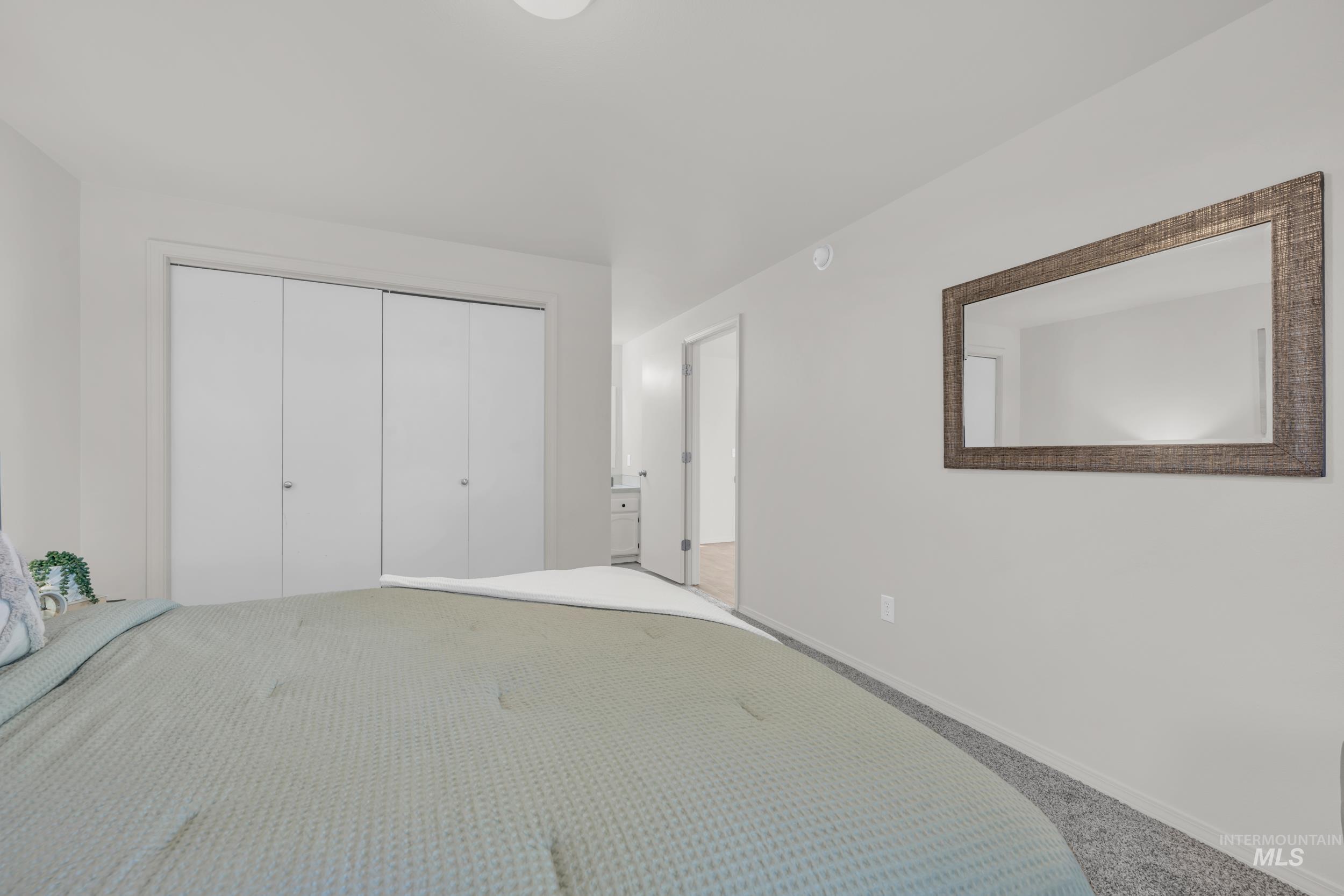 7860 W Pomona St, Boise, Idaho 83704, 2 Bedrooms, 2 Bathrooms, Residential For Sale, Price $355,000,MLS 98971657