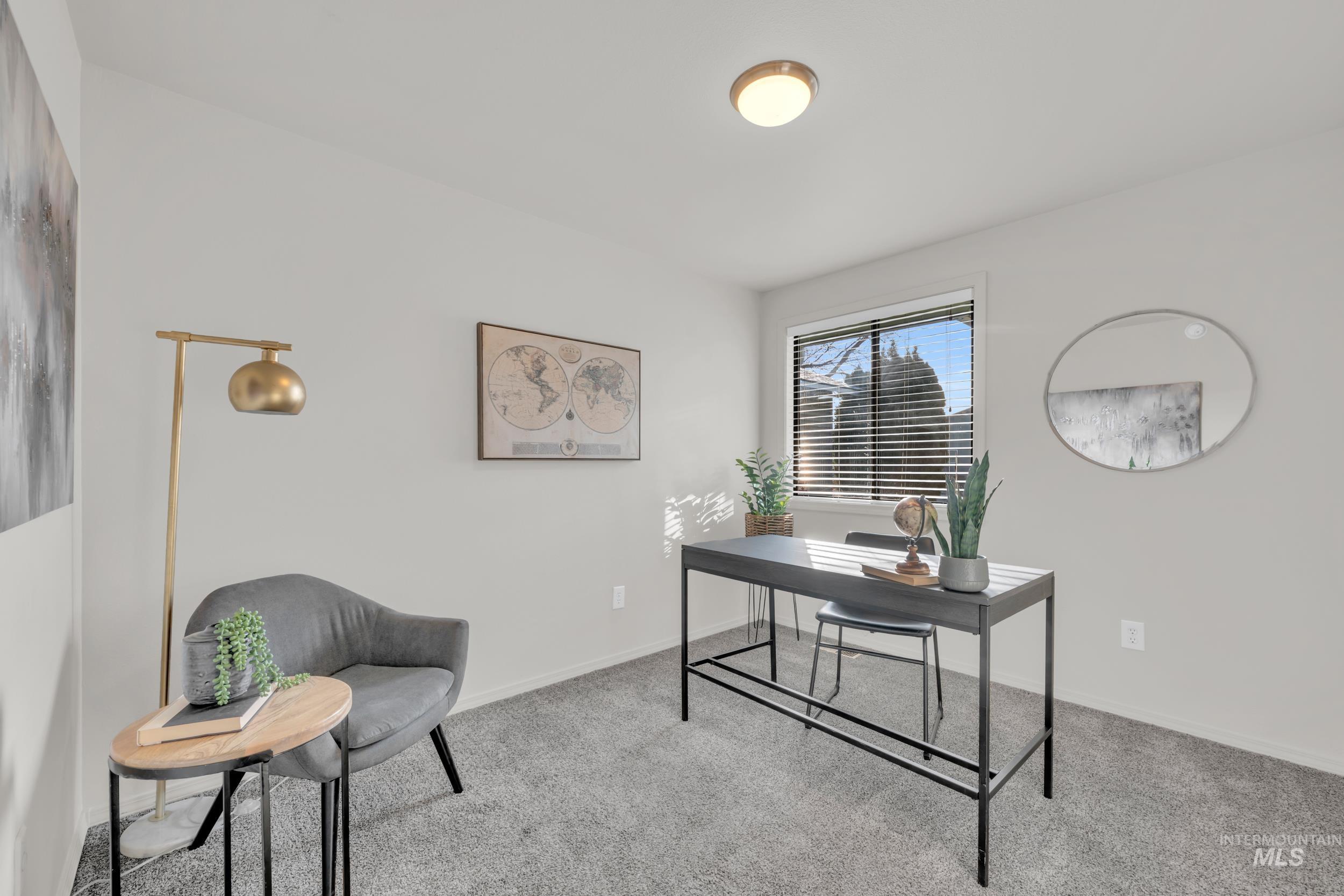 7860 W Pomona St, Boise, Idaho 83704, 2 Bedrooms, 2 Bathrooms, Residential For Sale, Price $355,000,MLS 98971657