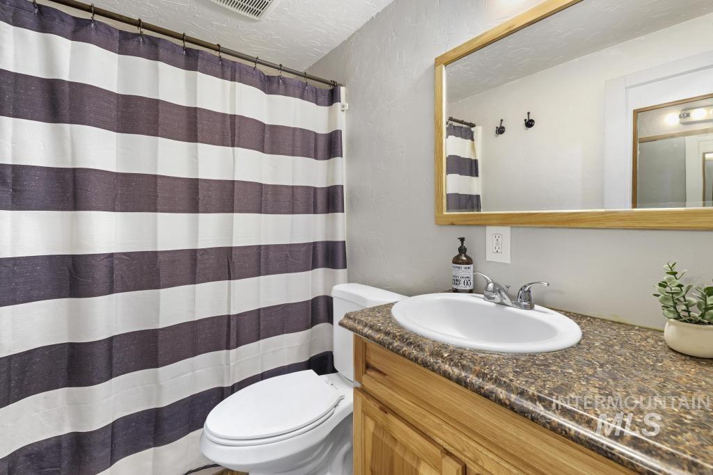 1408 S 600 W, Oakley, Idaho 83346, 2 Bedrooms, 1 Bathroom, Residential For Sale, Price $255,000,MLS 98971658