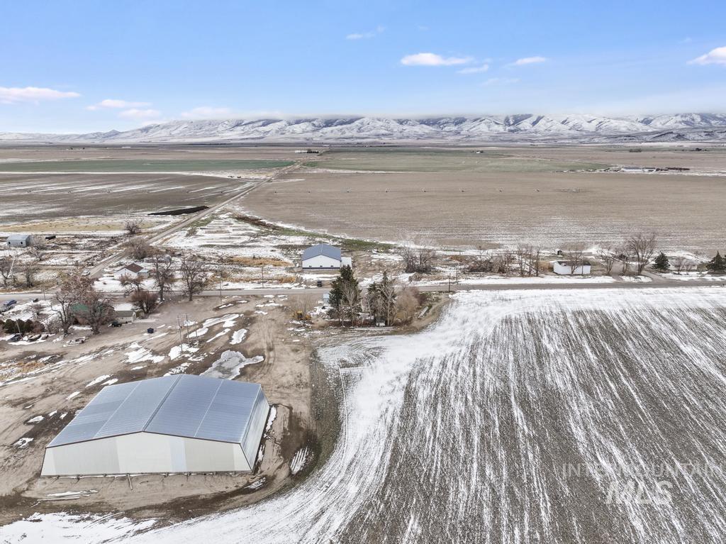 1408 S 600 W, Oakley, Idaho 83346, 2 Bedrooms, 1 Bathroom, Residential For Sale, Price $255,000,MLS 98971658