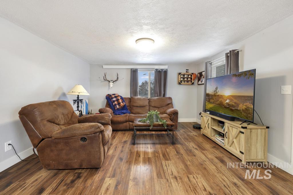 1408 S 600 W, Oakley, Idaho 83346, 2 Bedrooms, 1 Bathroom, Residential For Sale, Price $255,000,MLS 98971658